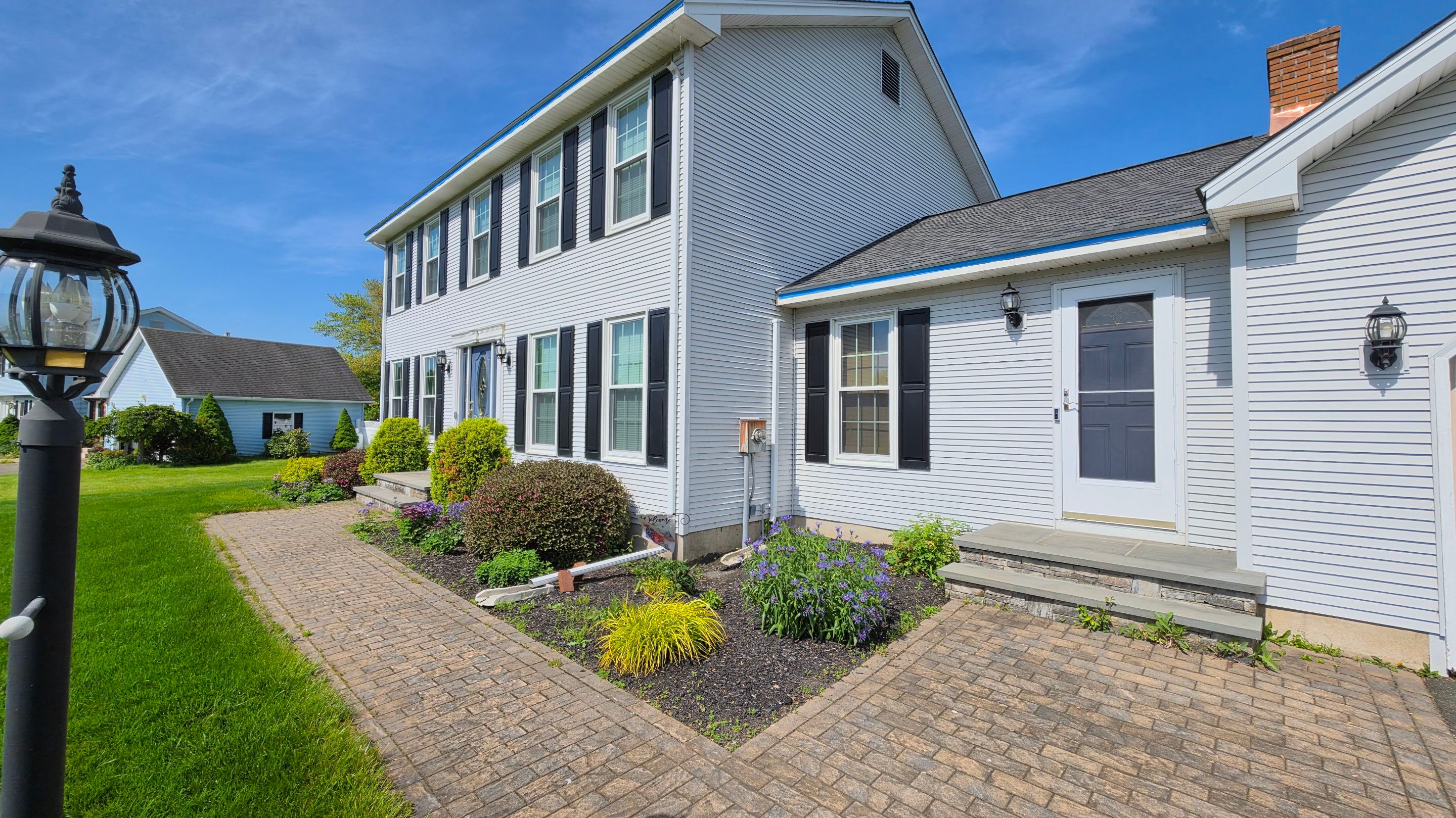 Transformation Maxflow by DiGiorgi Roofing and Siding Inc