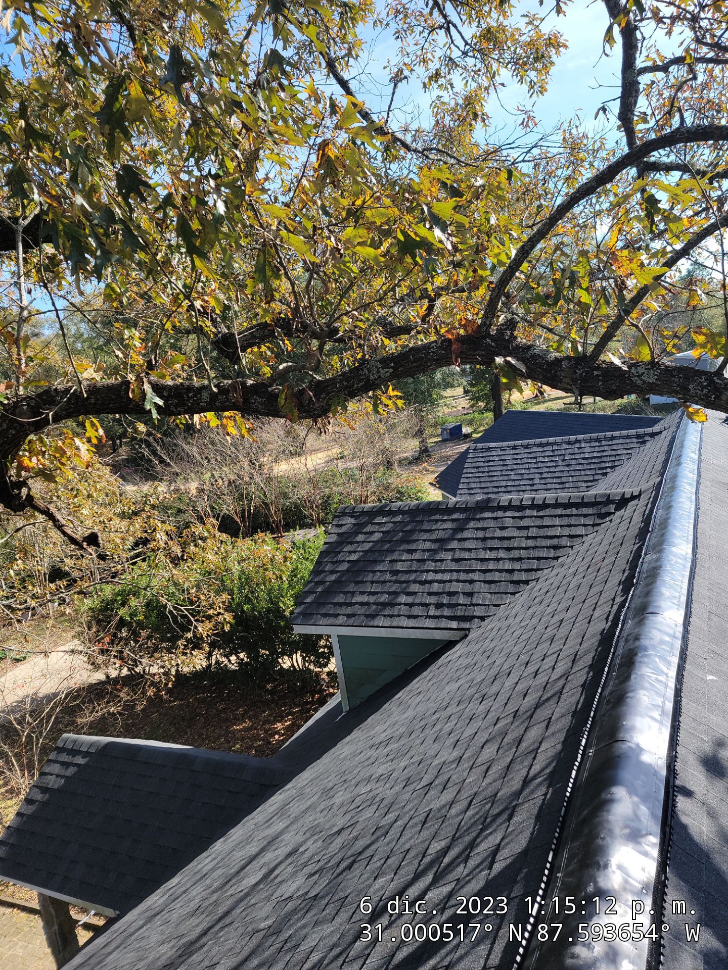 Jaye by IAM Roofing LLC