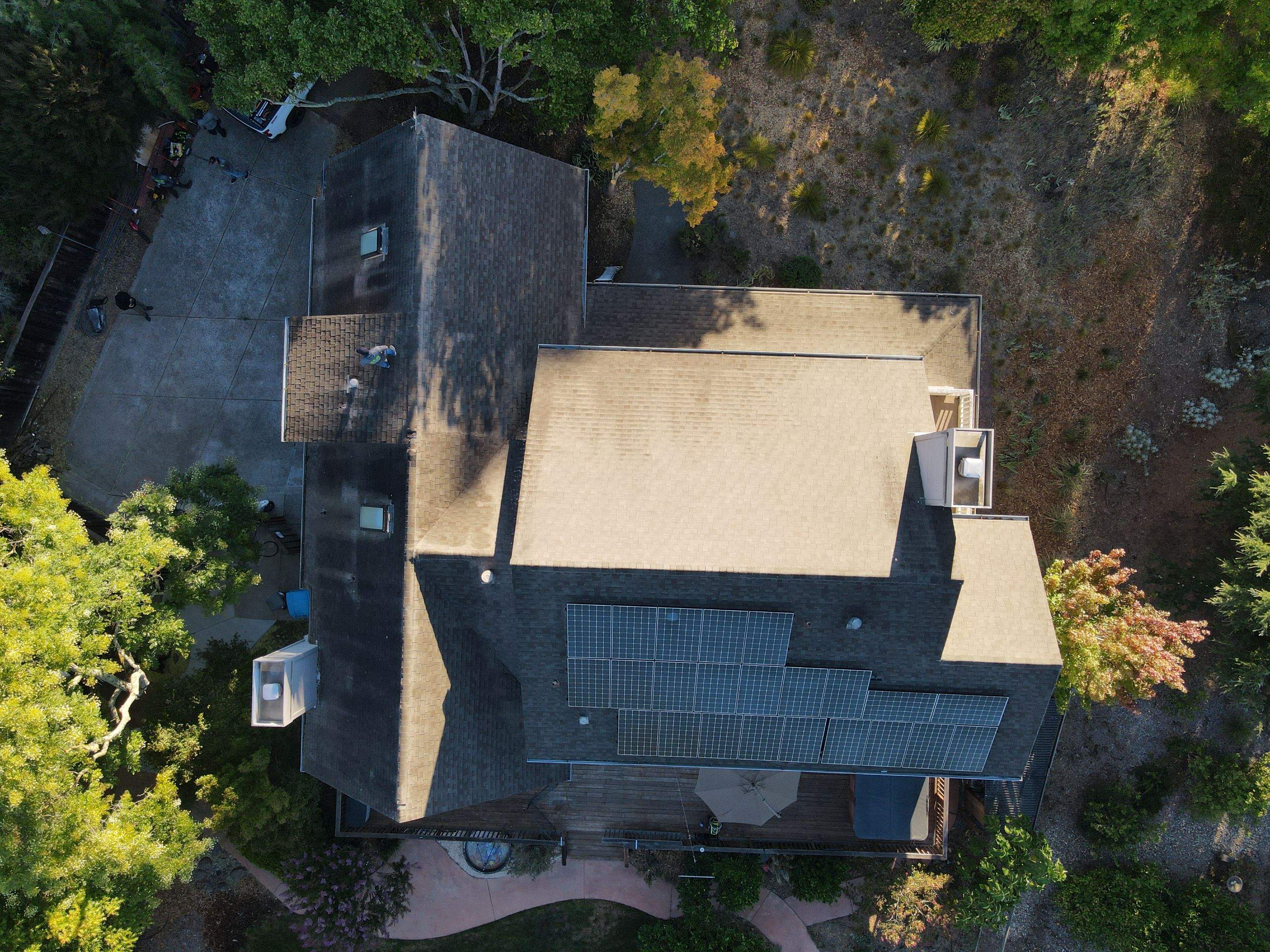 Residential Remodel using GAF Timberline HDZ RS by Sustainable Living Builders, Inc.