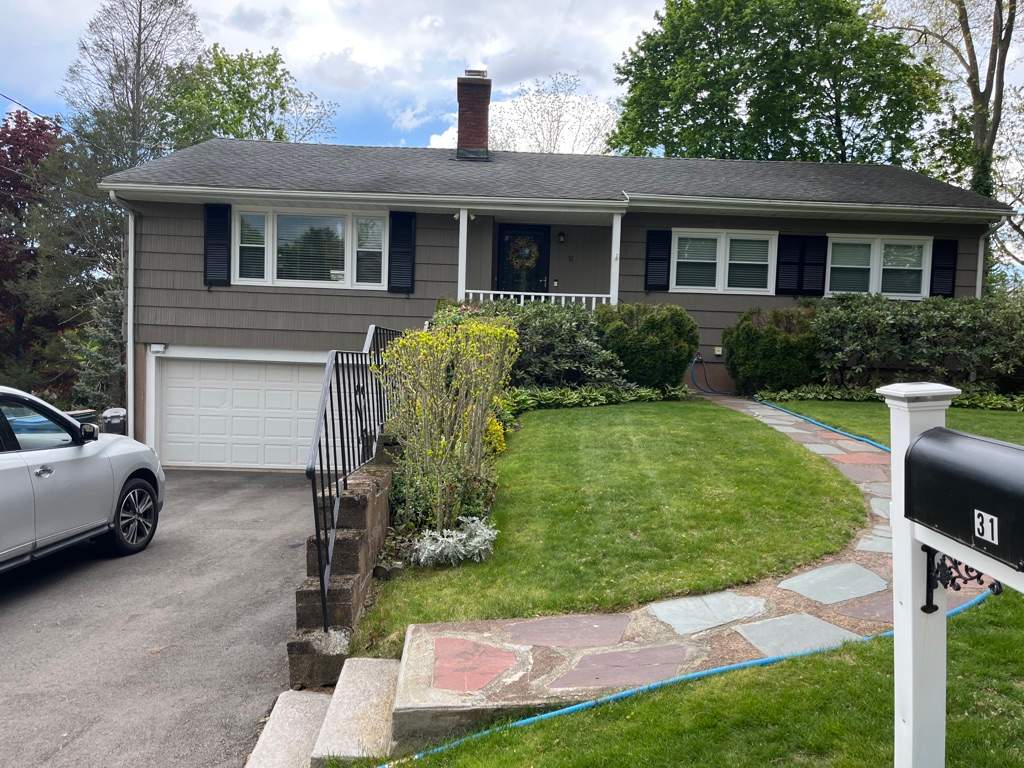 Asphalt shingles in Hamden by DiGiorgi! by DiGiorgi Roofing and Siding Inc