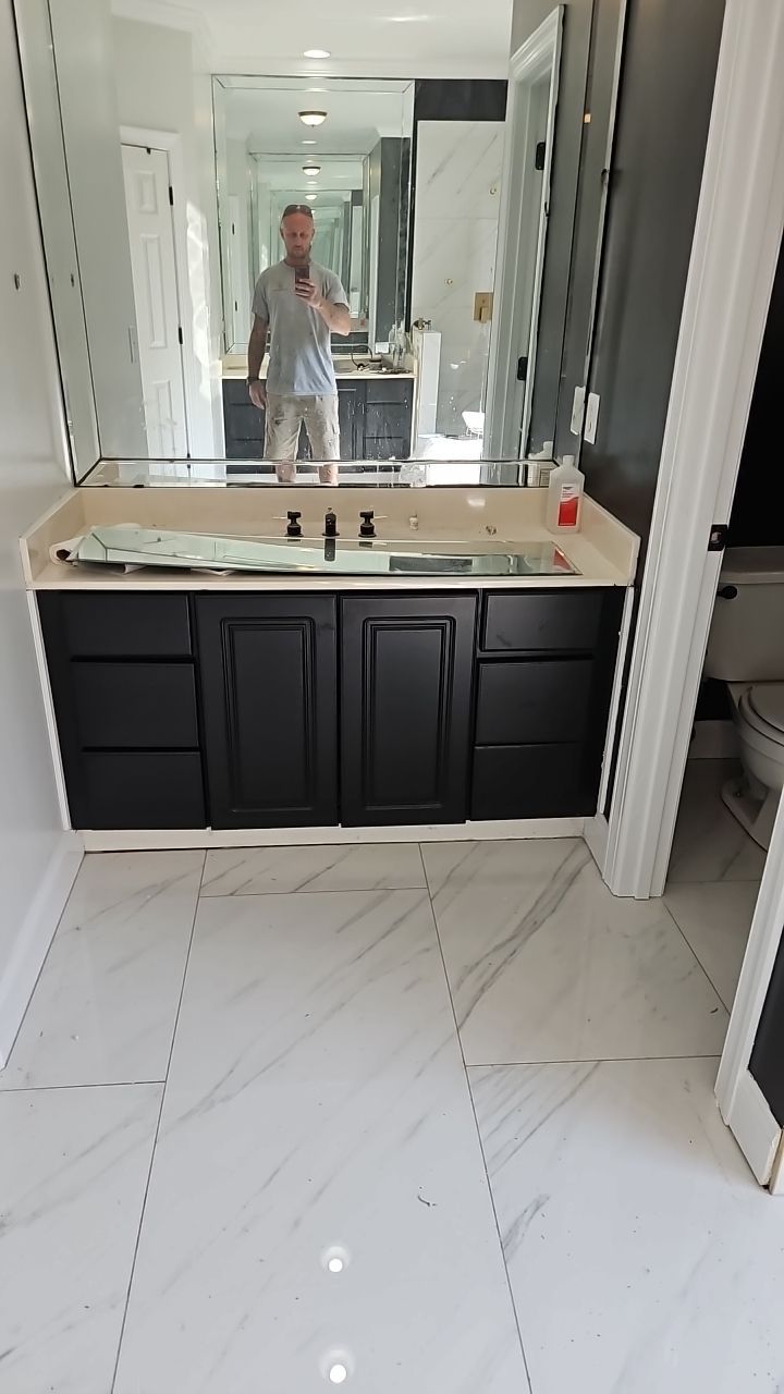 Woods Trace - Bathroom Remodel  by Pillar and Pine