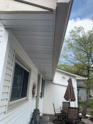Soffit fascia. Zimmerman Mn