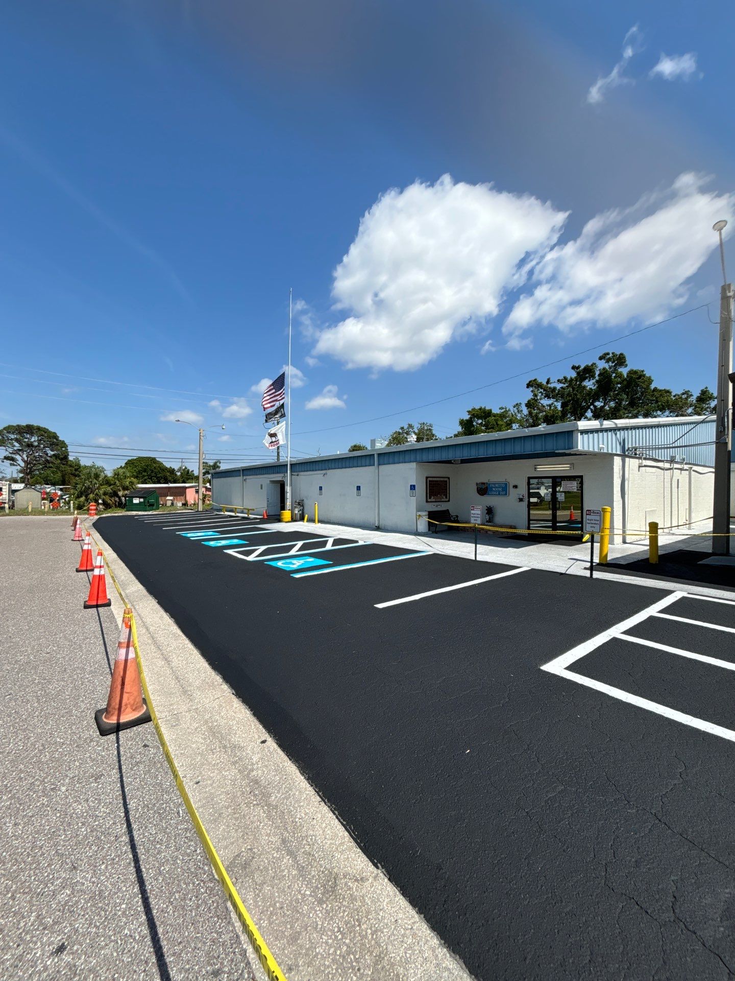 Sealcoating & Line Striping in Palmetto by Everline Coatings & Services - Southwest FL