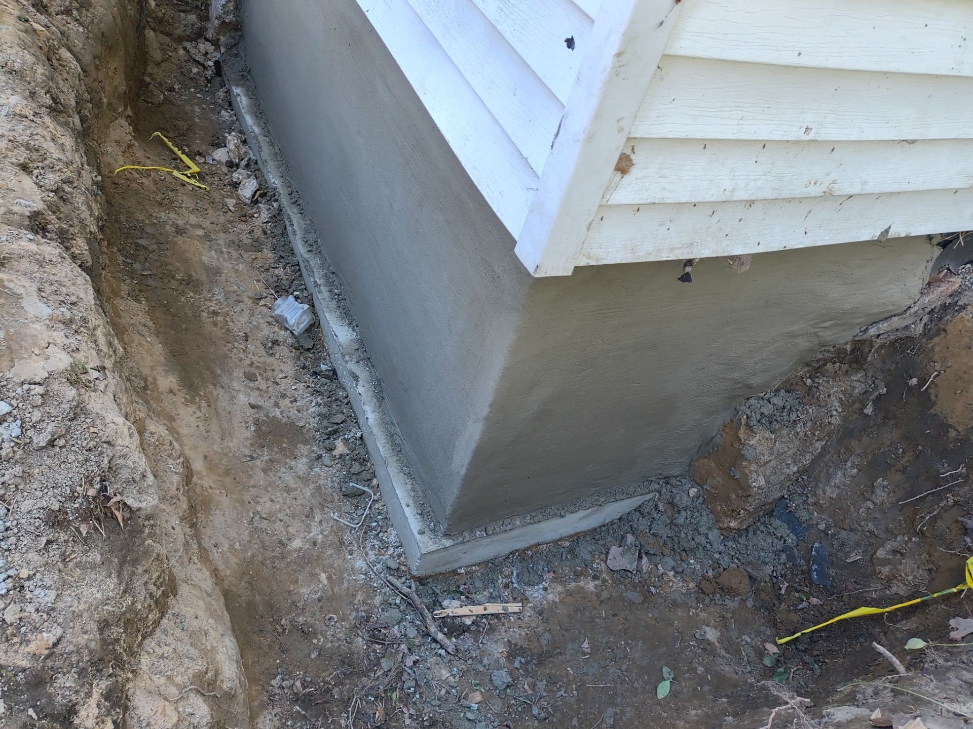 Crawl Space Interior/Exterior Waterproofing by Toledo Basement Repair 