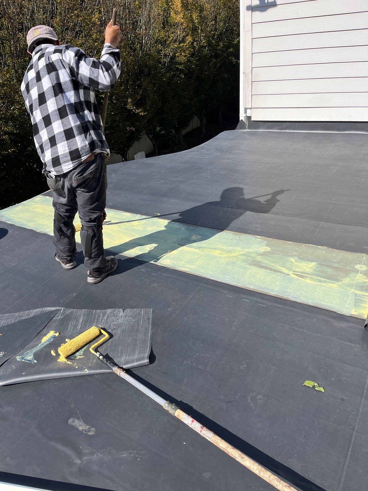 McLean - Residential Flat Roof Replacement with Carlisle Syntec EPDM by RM Banning, Inc.