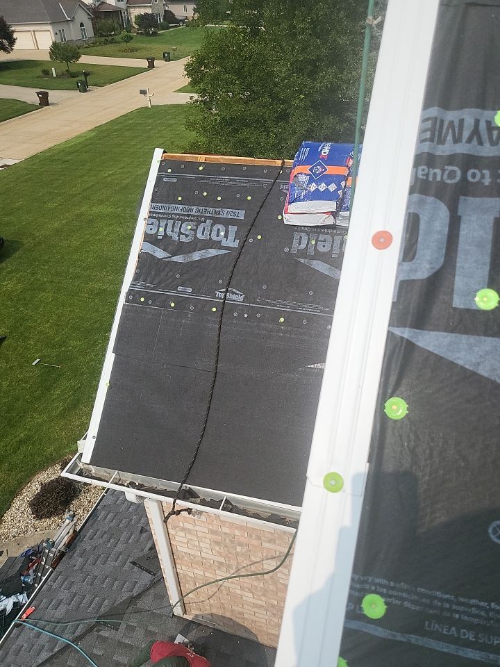 GAF Timberland Color: Pewter Gray by Eagle Eye Roofing