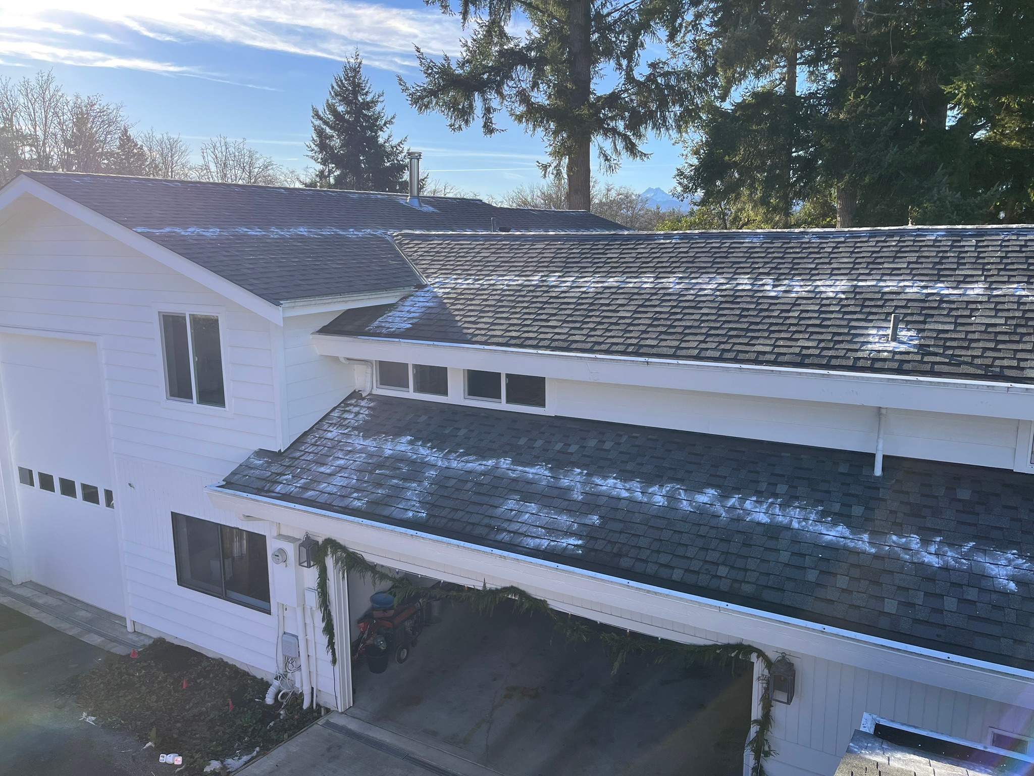 Residential Roof Cleaning in Poulsbo, WA by Hanley Construction