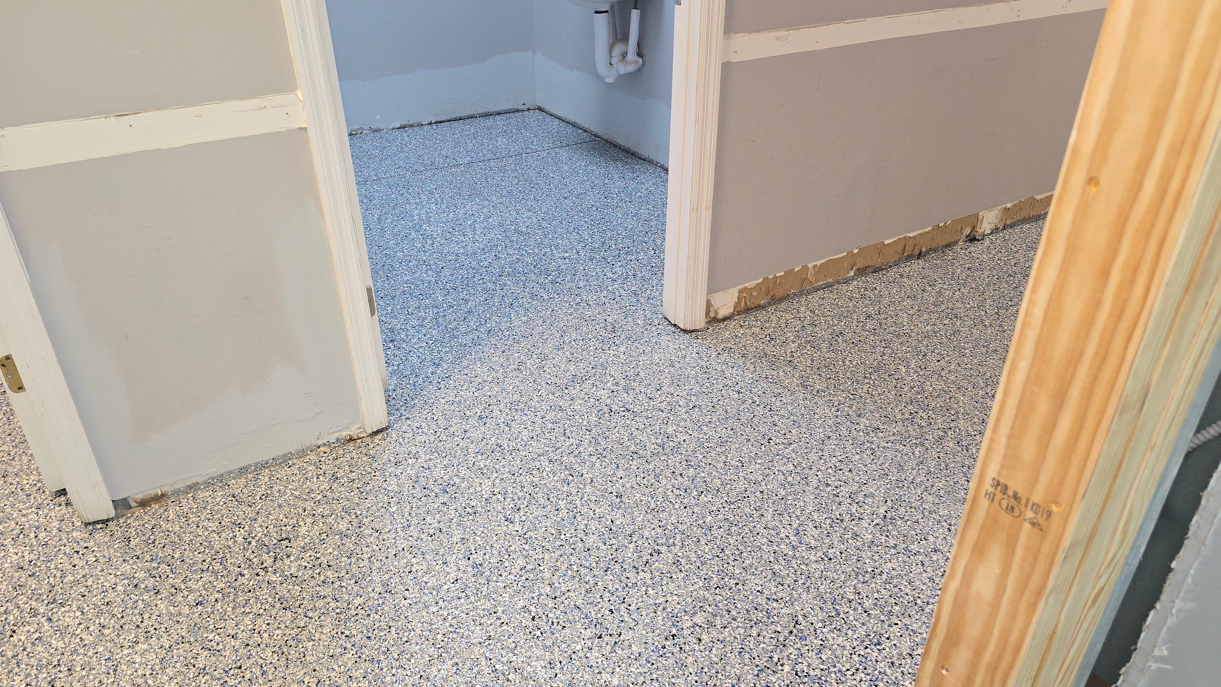 Lab & Office Space Using Comet by Elite Floor Solutions