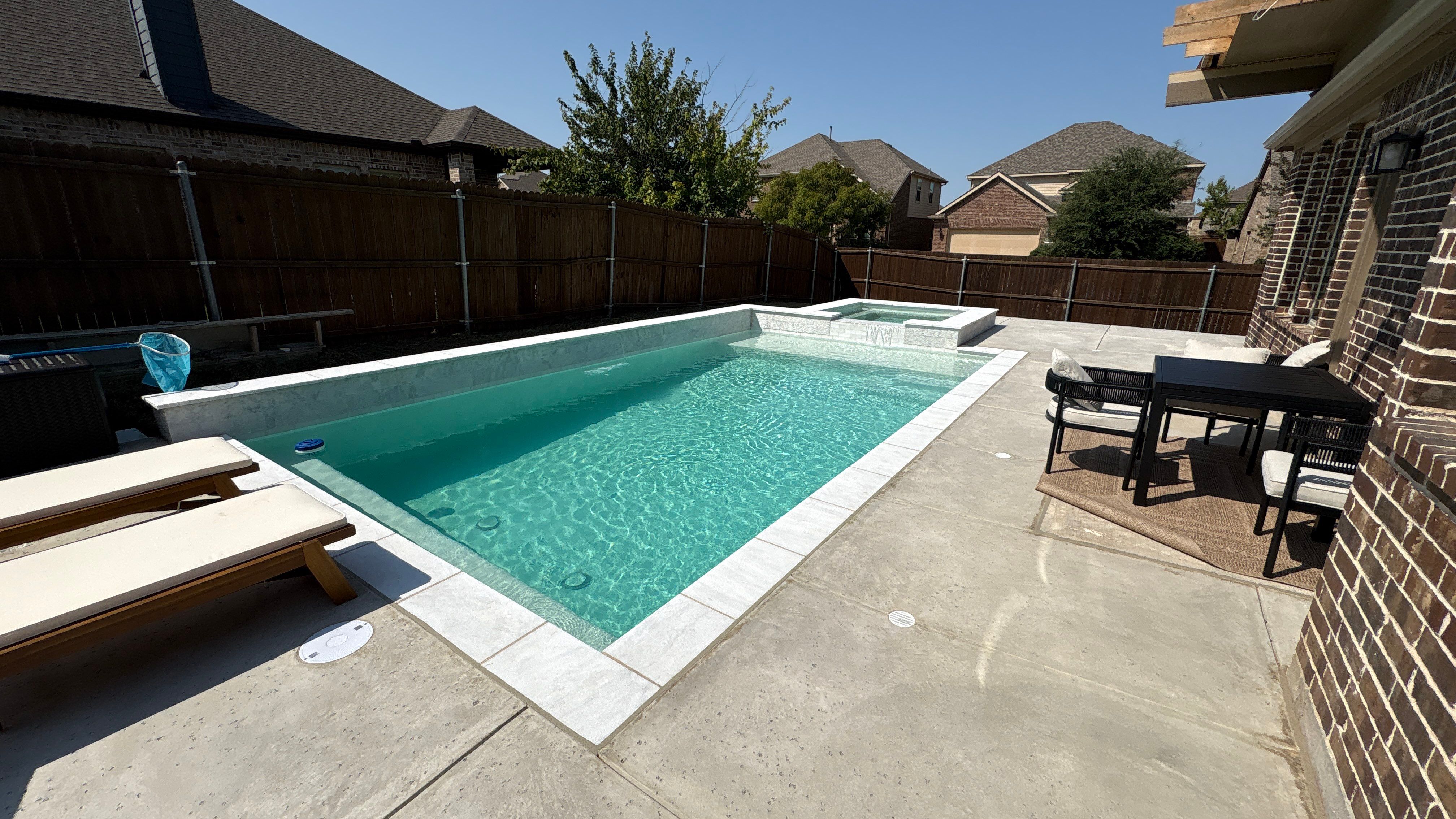 Geometric Pool with Level Spa by Pinnacle Pools and Spas - DFW