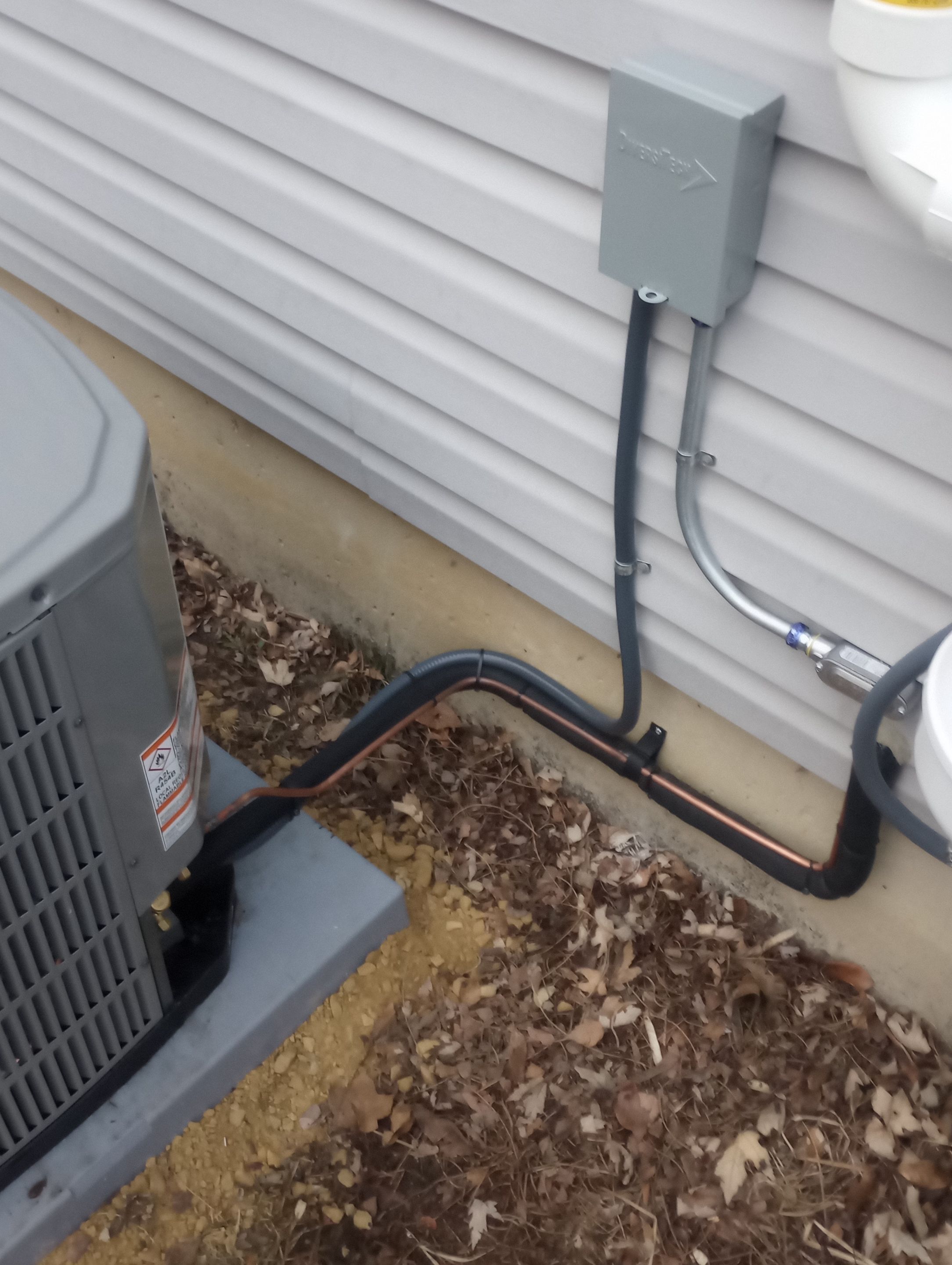 American Standard Furnace, Air Conditioner & Humidifier by Ragano Heating & Air Conditioning Inc