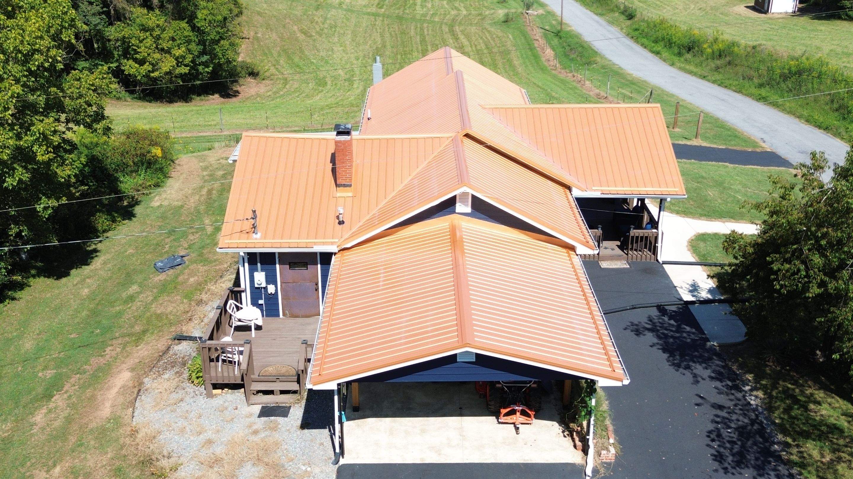 Jones Residence by Omnia Roofing