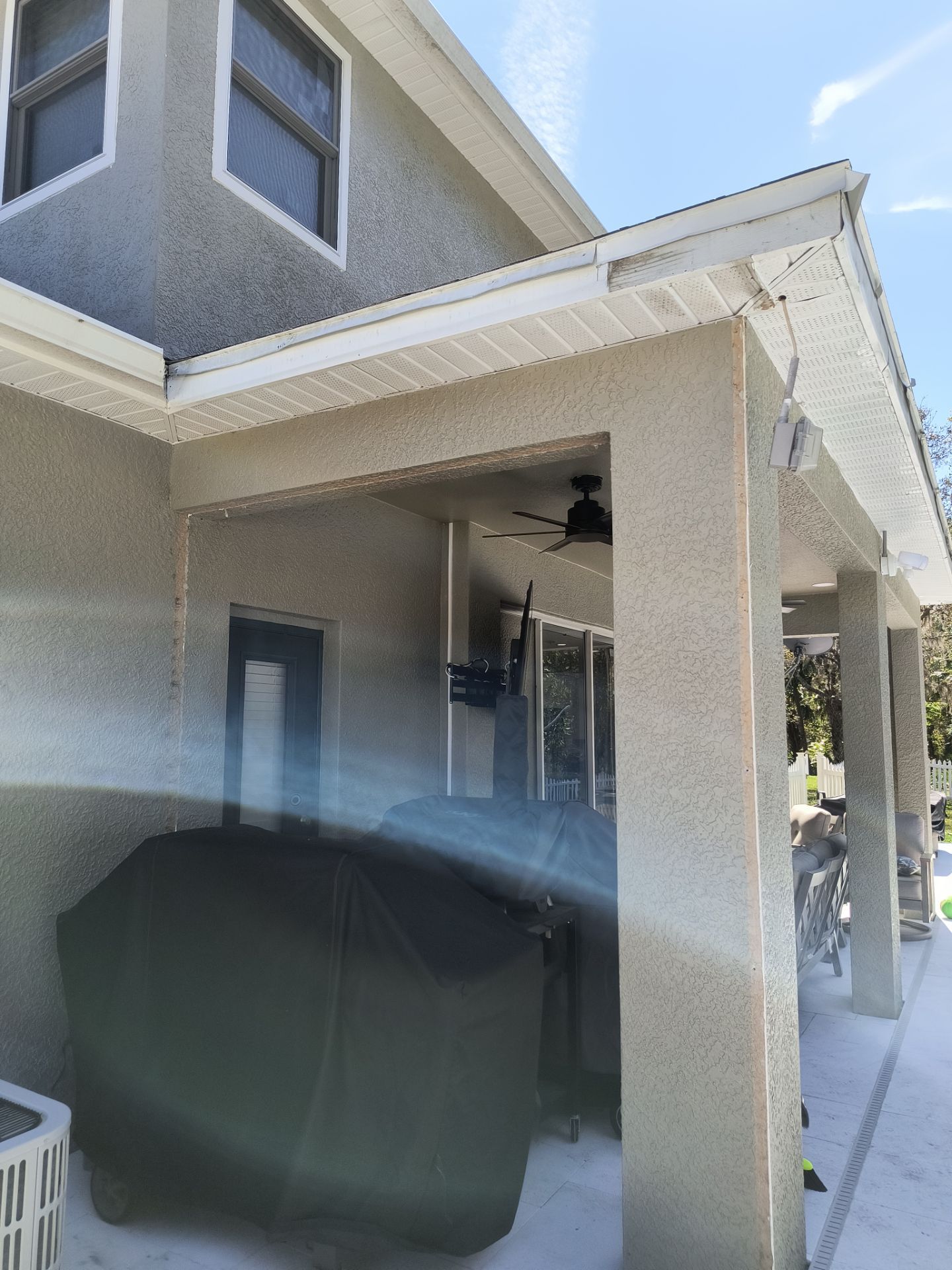 White 6'' Seamless K-style Gutters and Downspouts in Wesley Chapel, FL by Gutter Professors