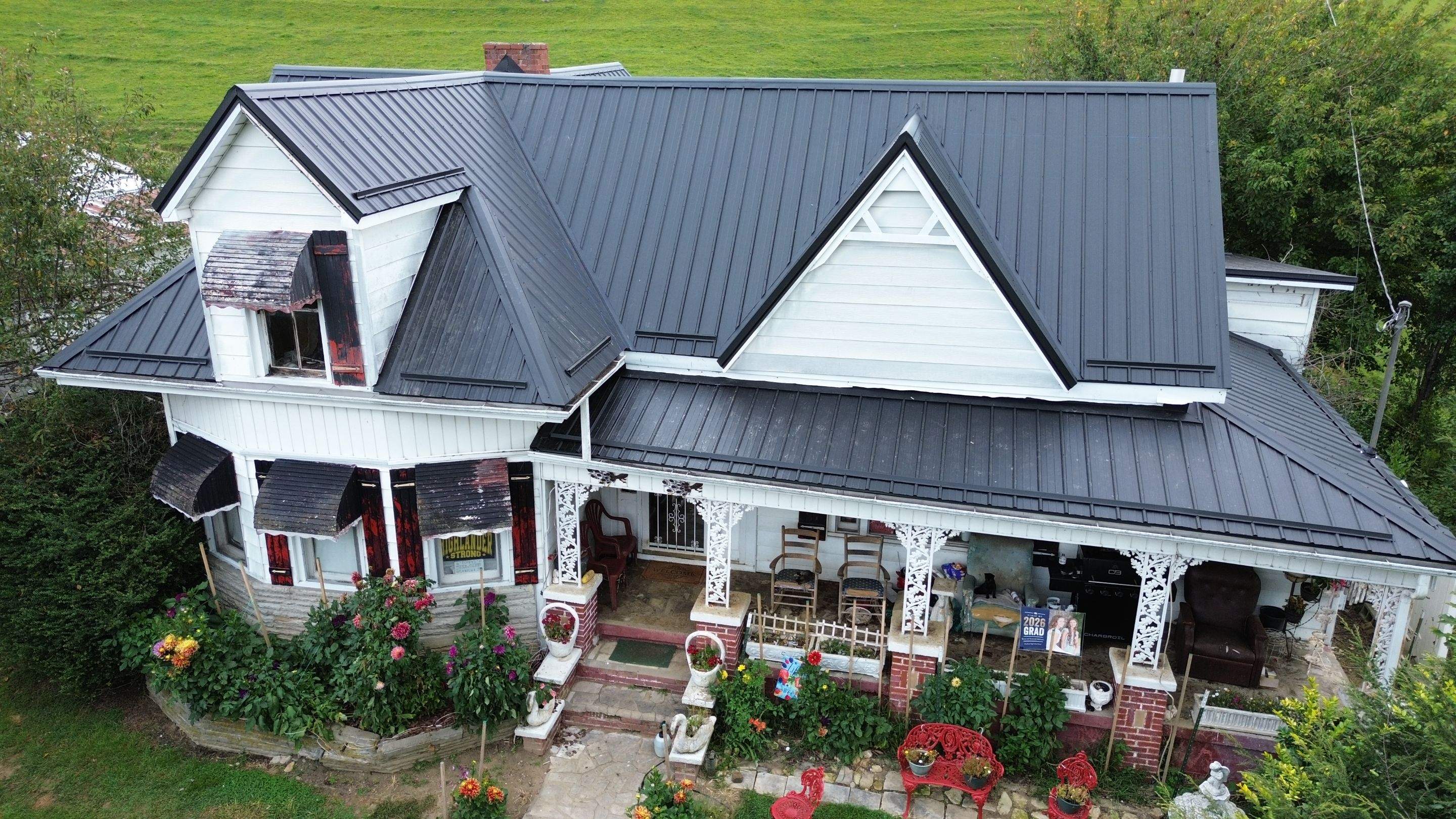 Byrd Residence by Omnia Roofing