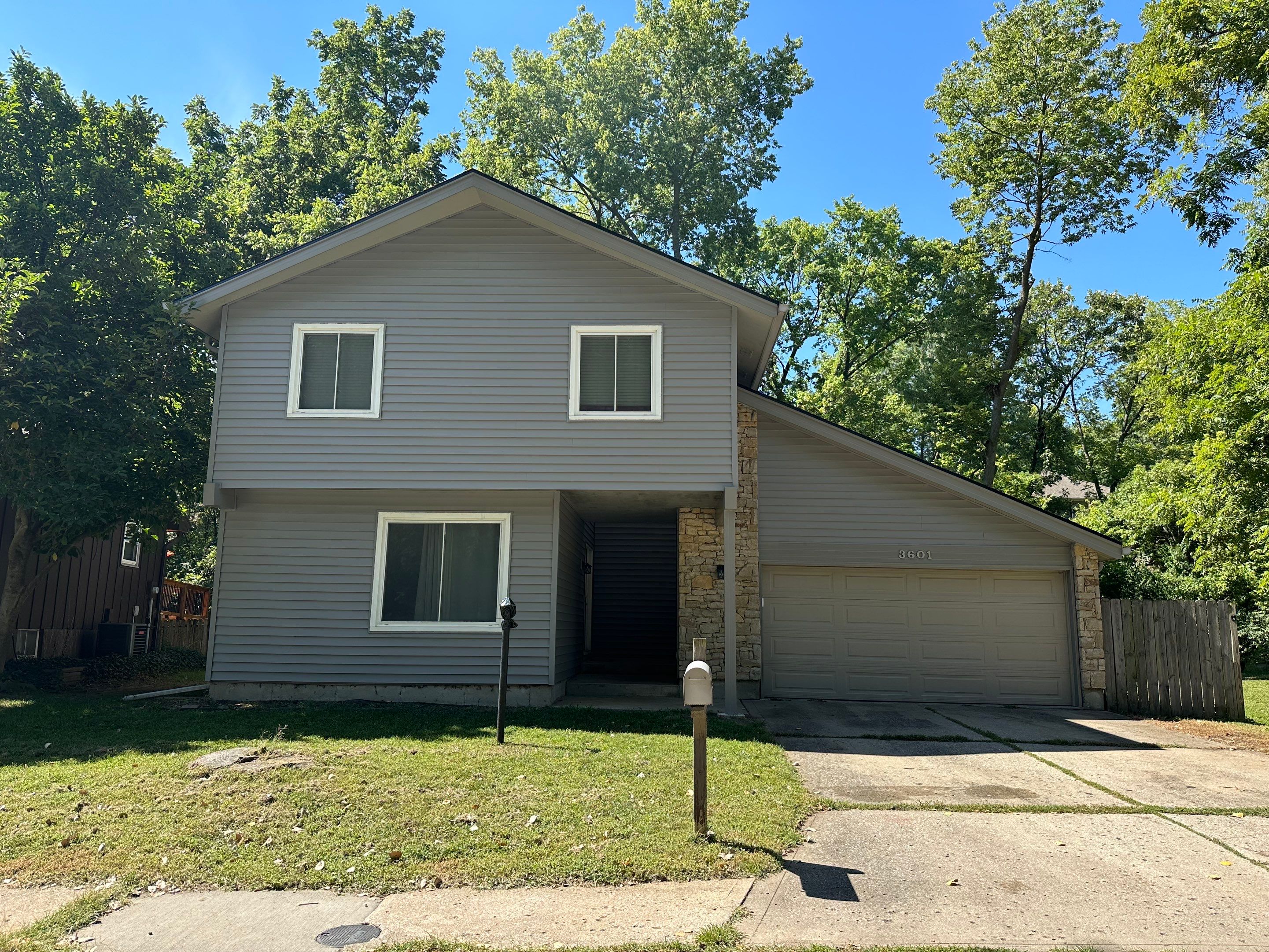 BYE BYE Wood Shakes by EEC Windows, Siding & Roofing