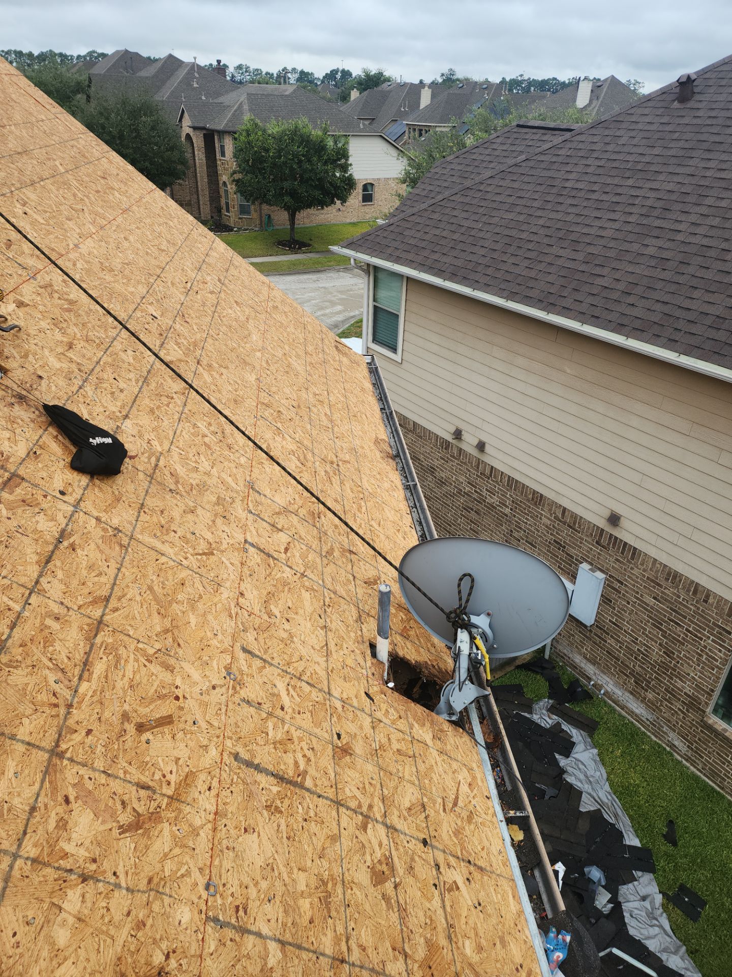 Residential Roofing Installation using Owen's Corning Duration (Lifetime) Shingles by Roof Repair Company