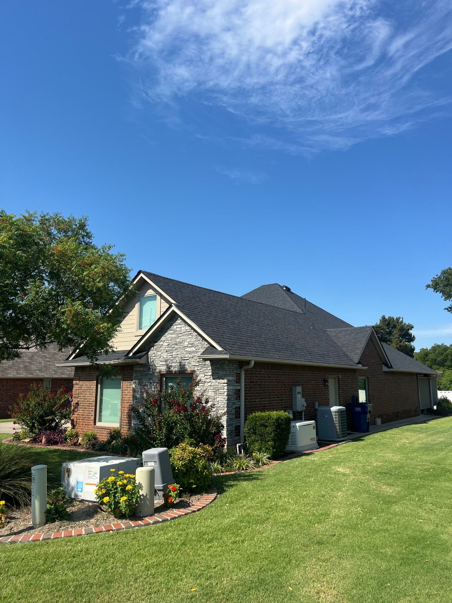 Owens Corning - Onyx Black by Frontline Roofing and Construction