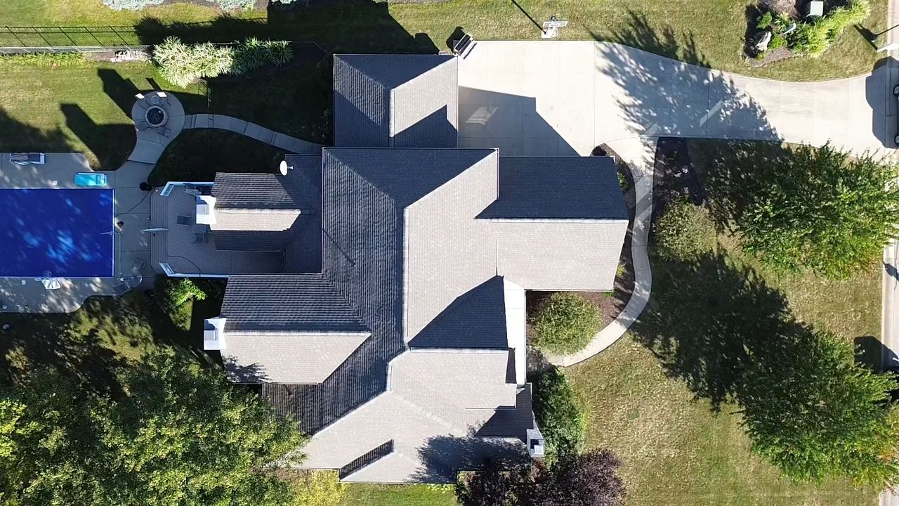 ATLAS PINNACLE COLOR: WEATHERED WOOD by Eagle Eye Roofing