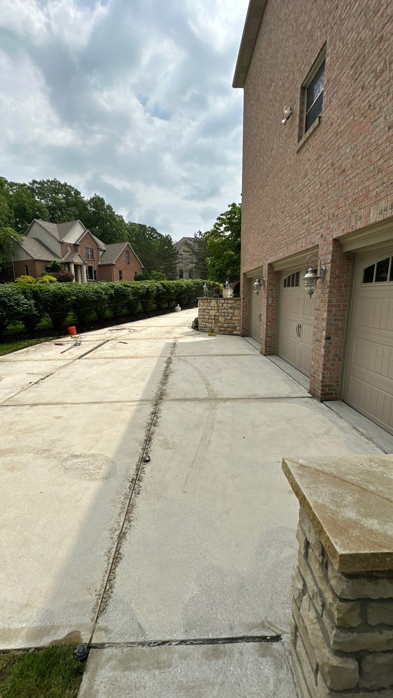 Driveway Walkway Patio Project in Canonsburg by Floors in a Day, Inc