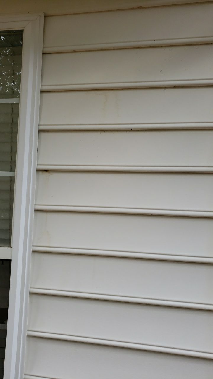 House Wash using cleaner by Power Wash Masters LLC