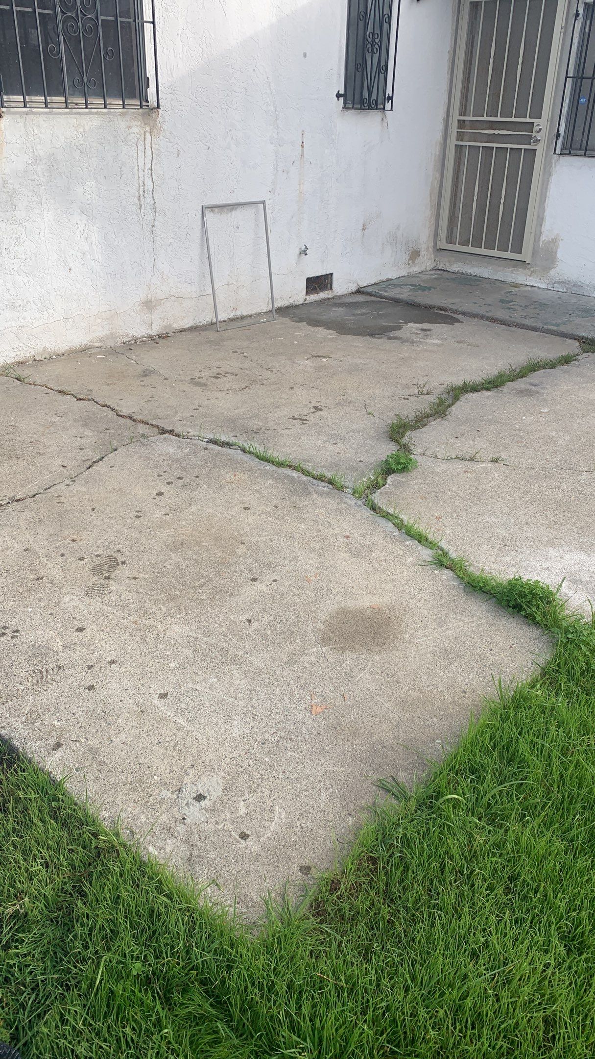 Dee Johnson’s Home Sale by SpotFree Window Cleaning