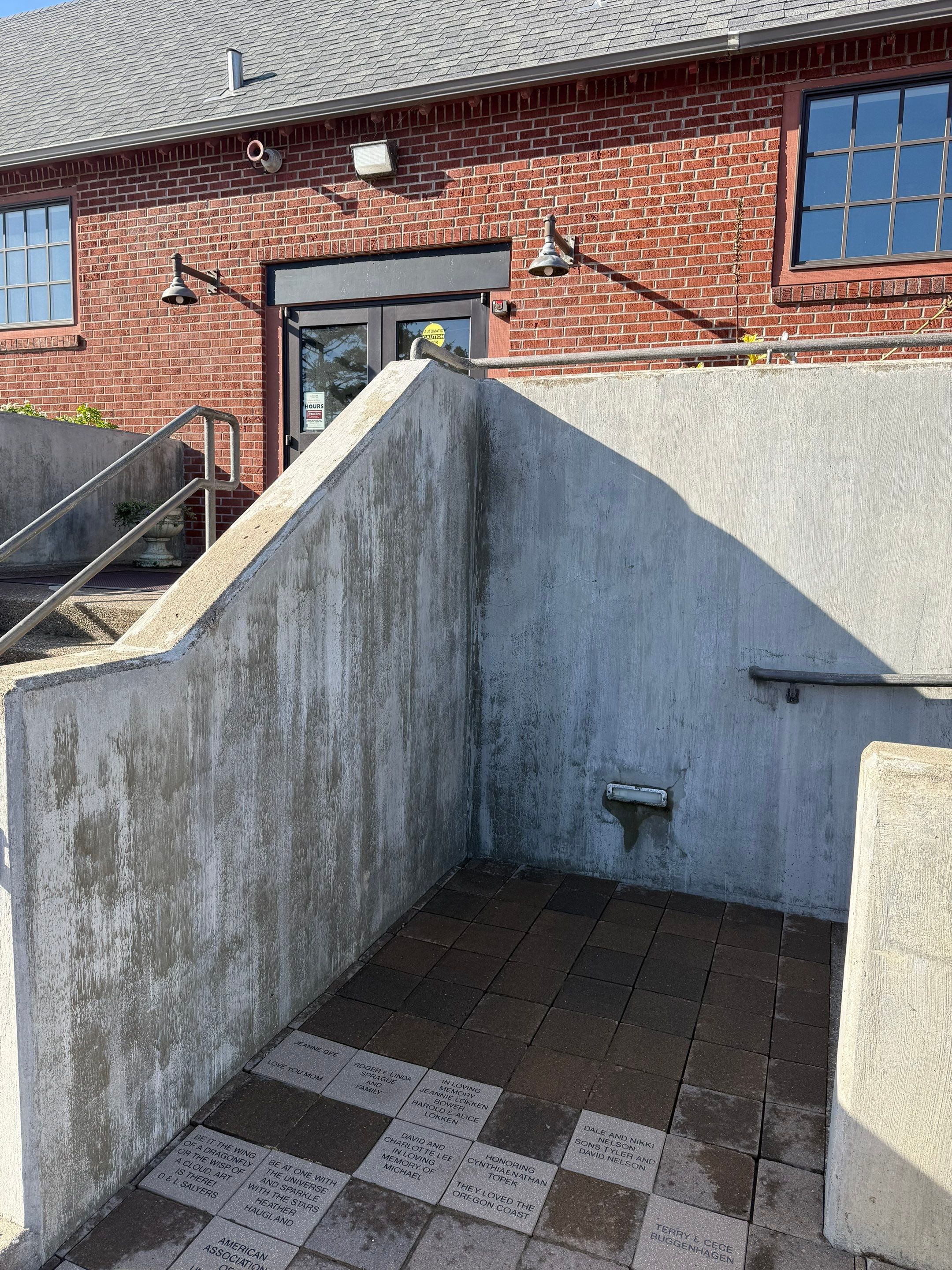 Fresh & Clean: Concrete - Lincoln City by Rolling Suds of Oregon Coast – Salem