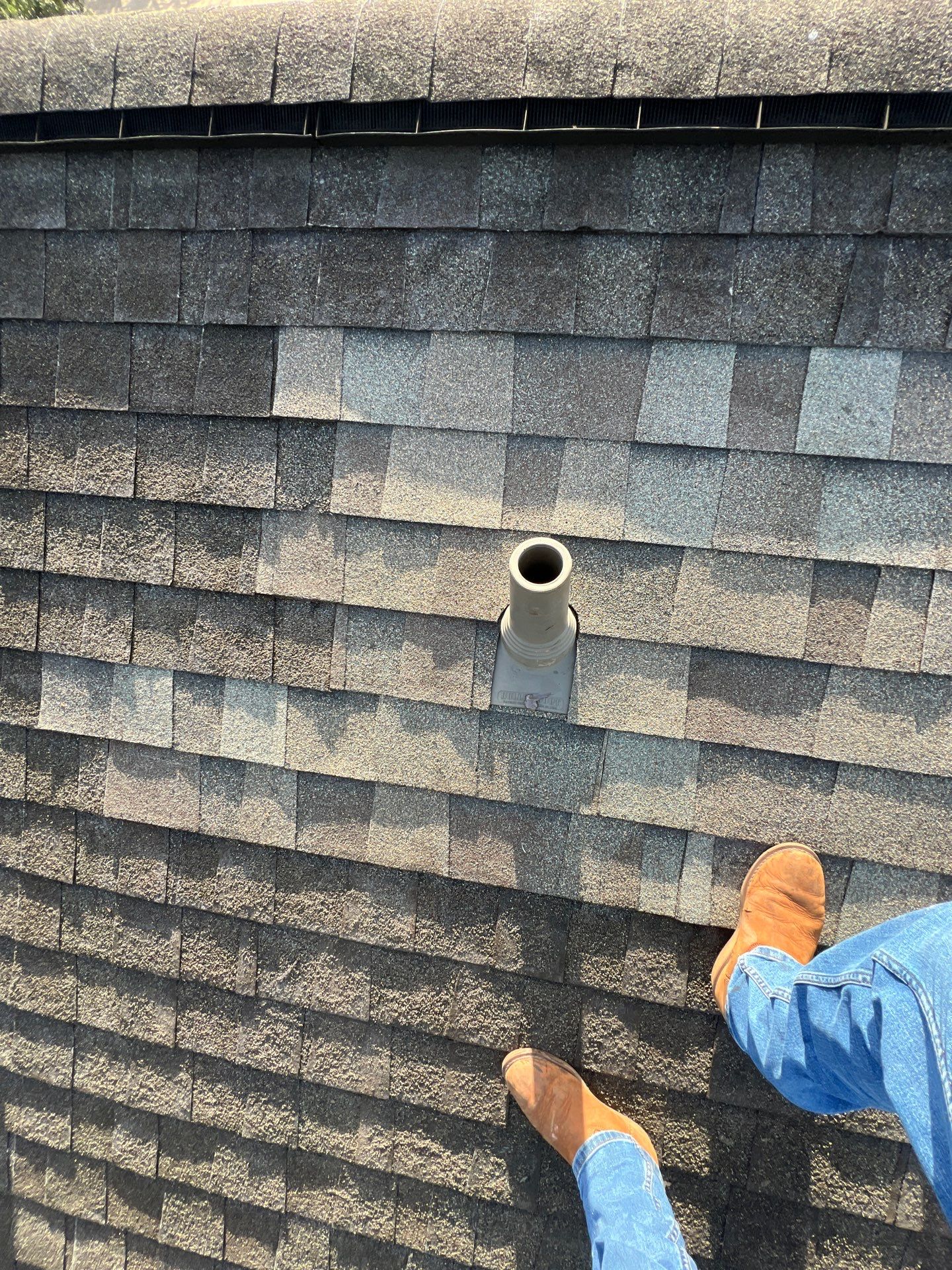Hail Damage using Owen's Corning Duration (Lifetime) Shingles by Roof Repair Company