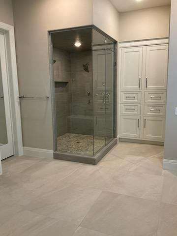 New Kitchen using Shiloh Cabinetry by Kitchen Works LLC