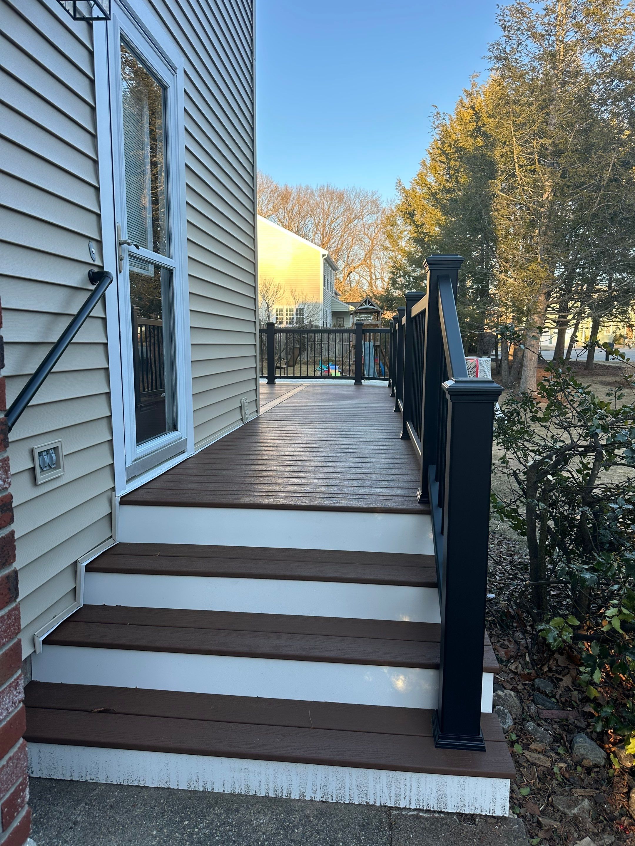 Siding and Deckin Framingham, MA by UBrothers Construction