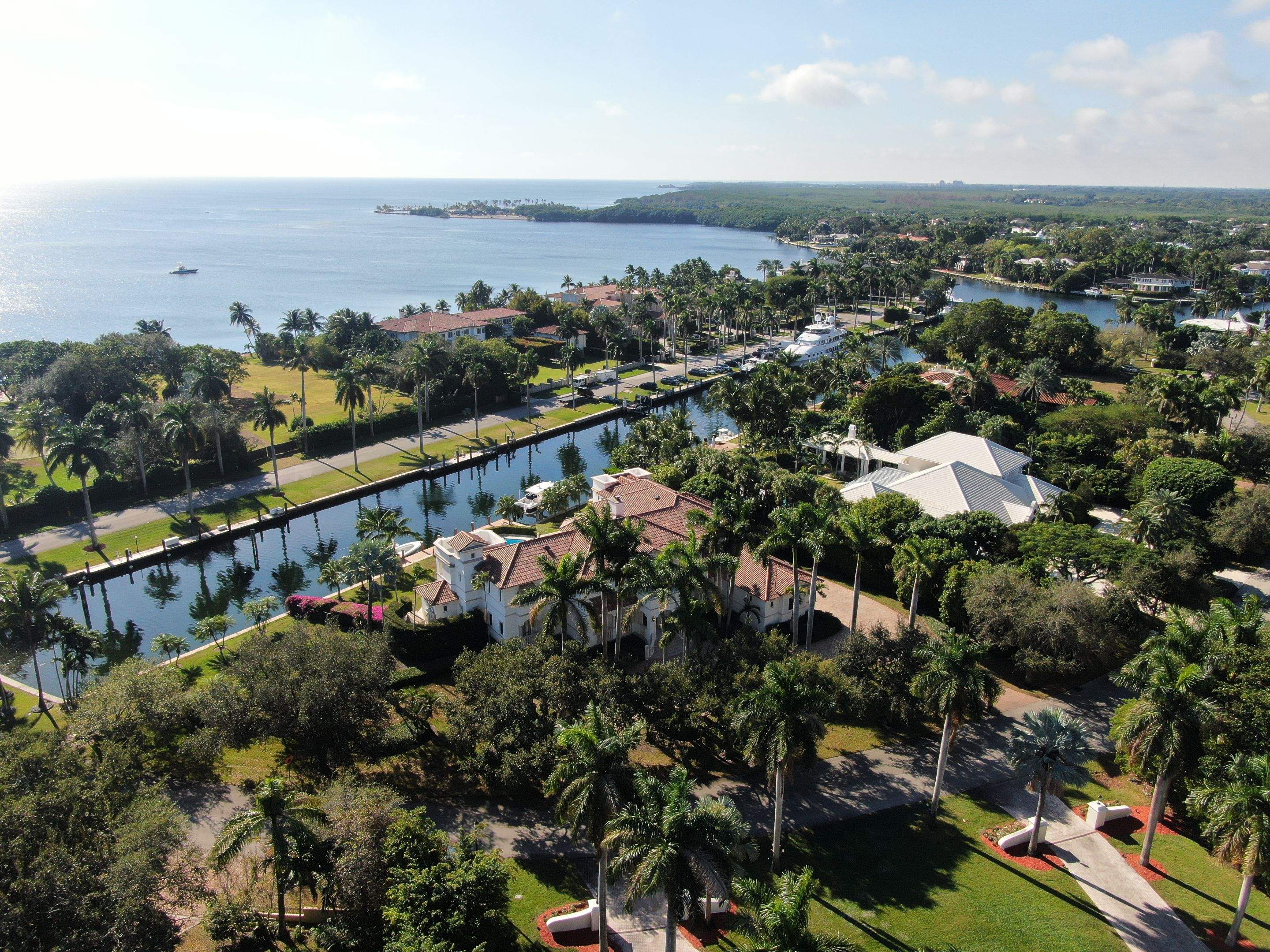 Verea - Spanish S - Jacobea by Istueta Roofing