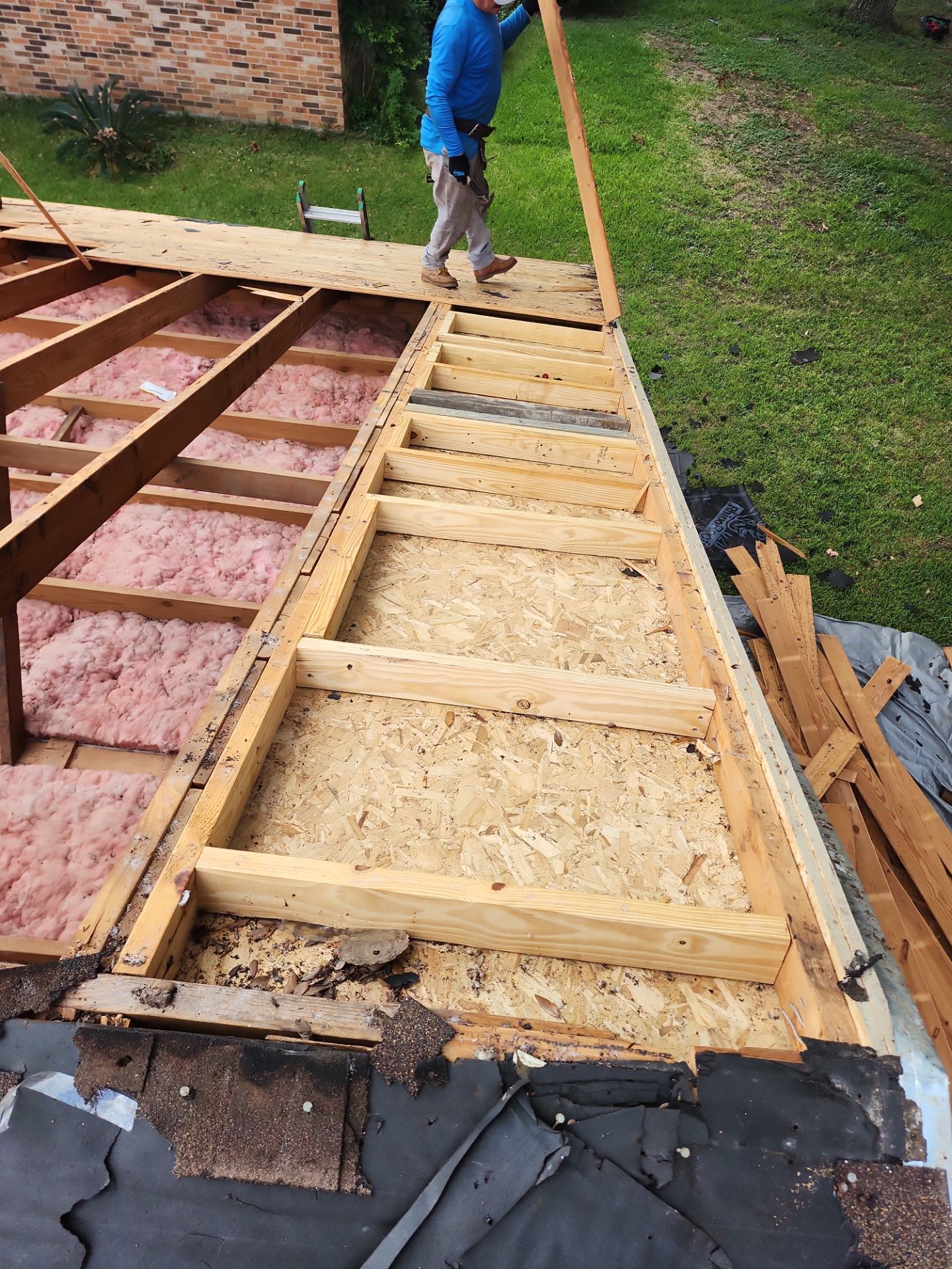 Residential Roofing Installation using Owen's Corning Duration (Lifetime) Shingles by Roof Repair Company