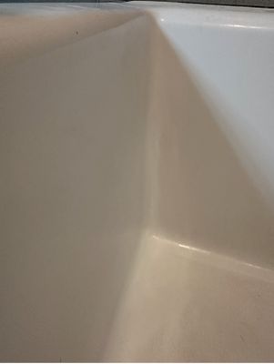 Bathtub Crack Repair