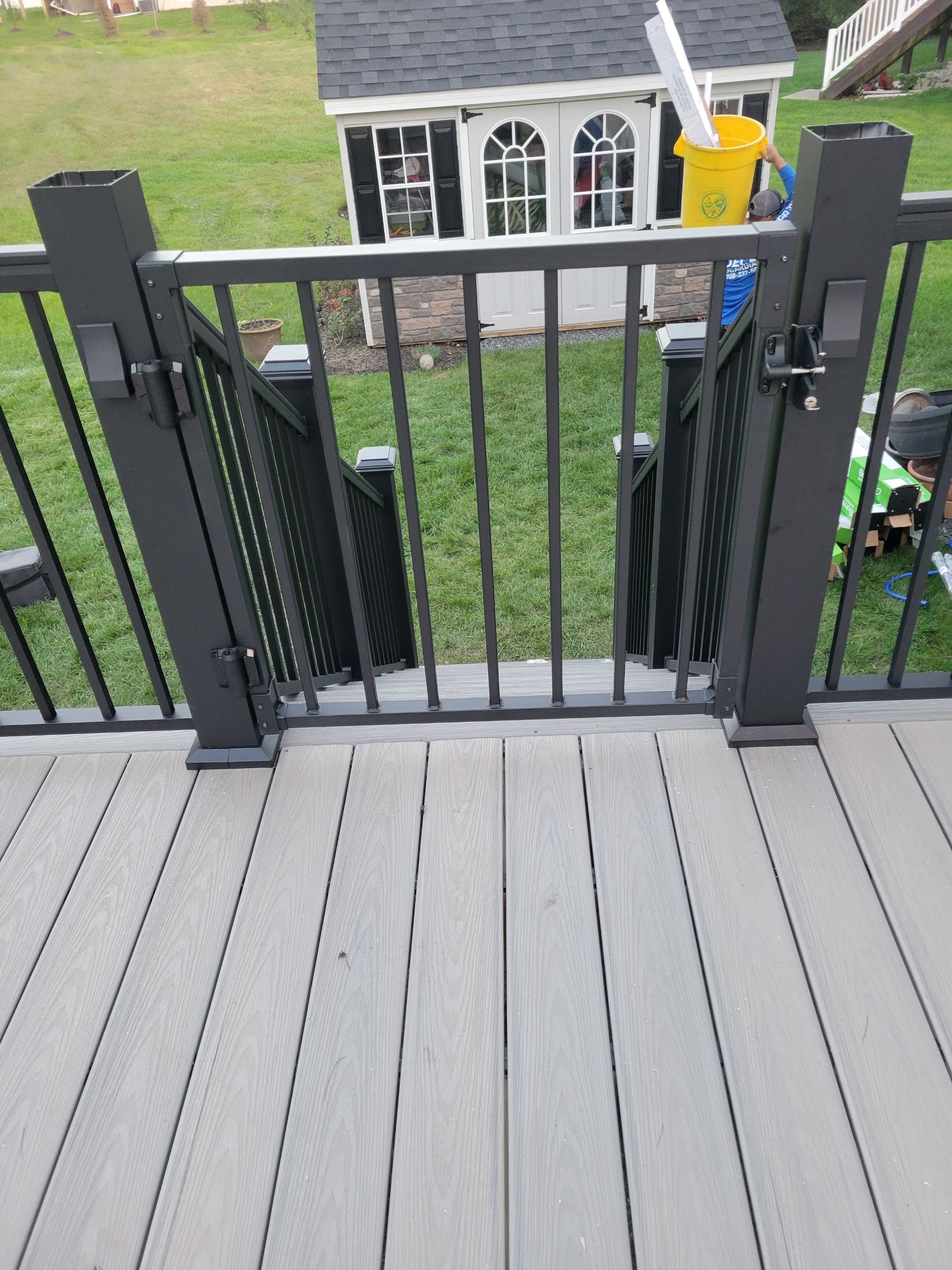 New Deck using Deckorators Venture - Color Saltwater by deck guardian