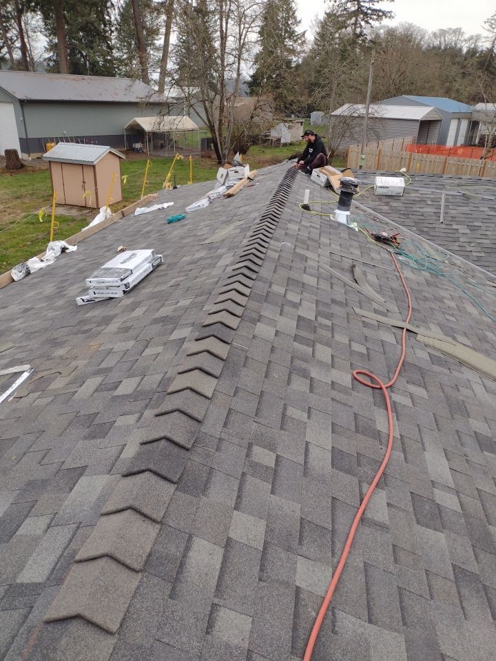 Residential Re-Roof in Lebanon Oregon by Orezona Building & Roofing Company, Inc.