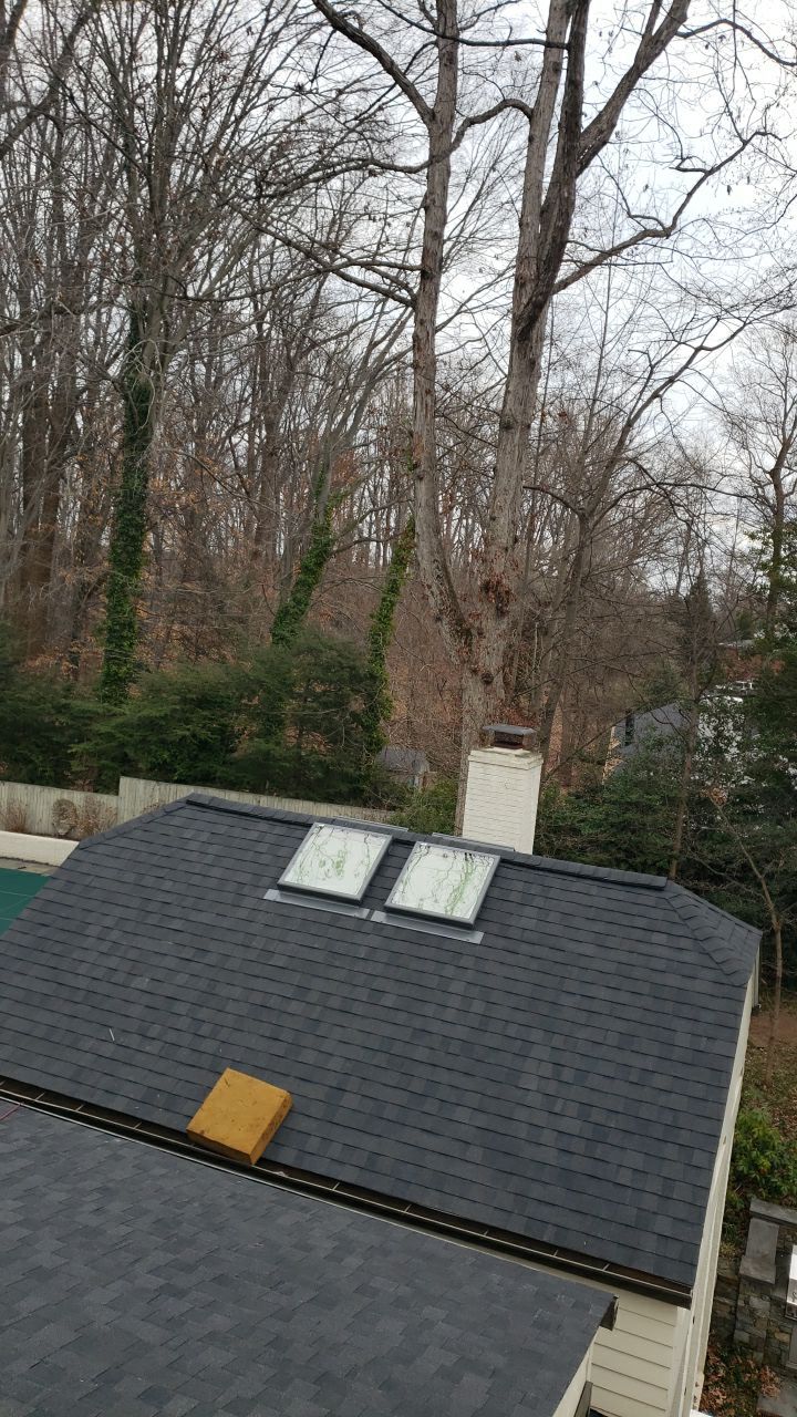 McLean: Certainteed Landmark Pro Designer Shingles in Max Def Charcoal Black by RM Banning, Inc.