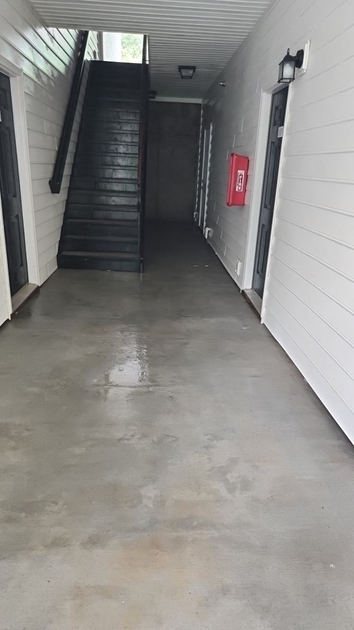 Appartment cleaning by Power Wash Masters LLC