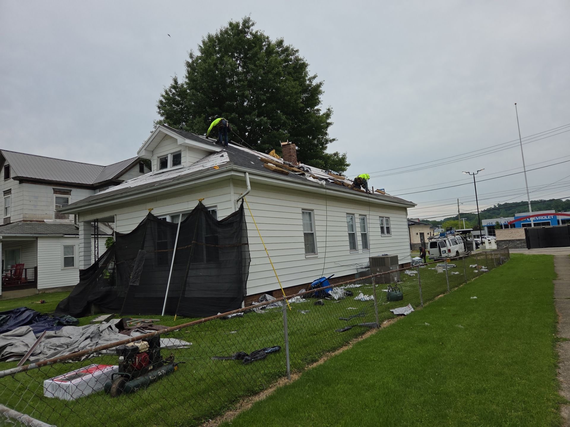 Residential Roofing Installation using Platinum Shield Roofing System from Mr. Roofer by Mr. Roofer