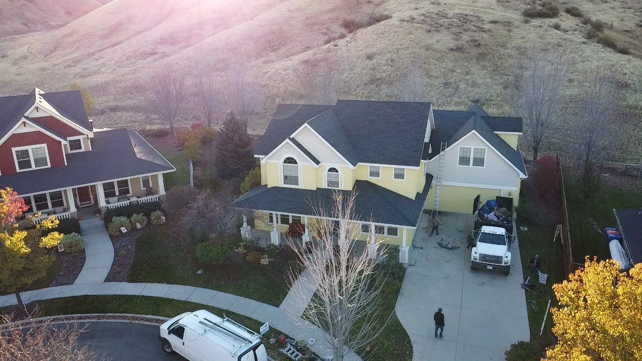 Hidden Springs Charm with a Bold New Roof ā Oakridge Twilight Black by ID Roofing LLC