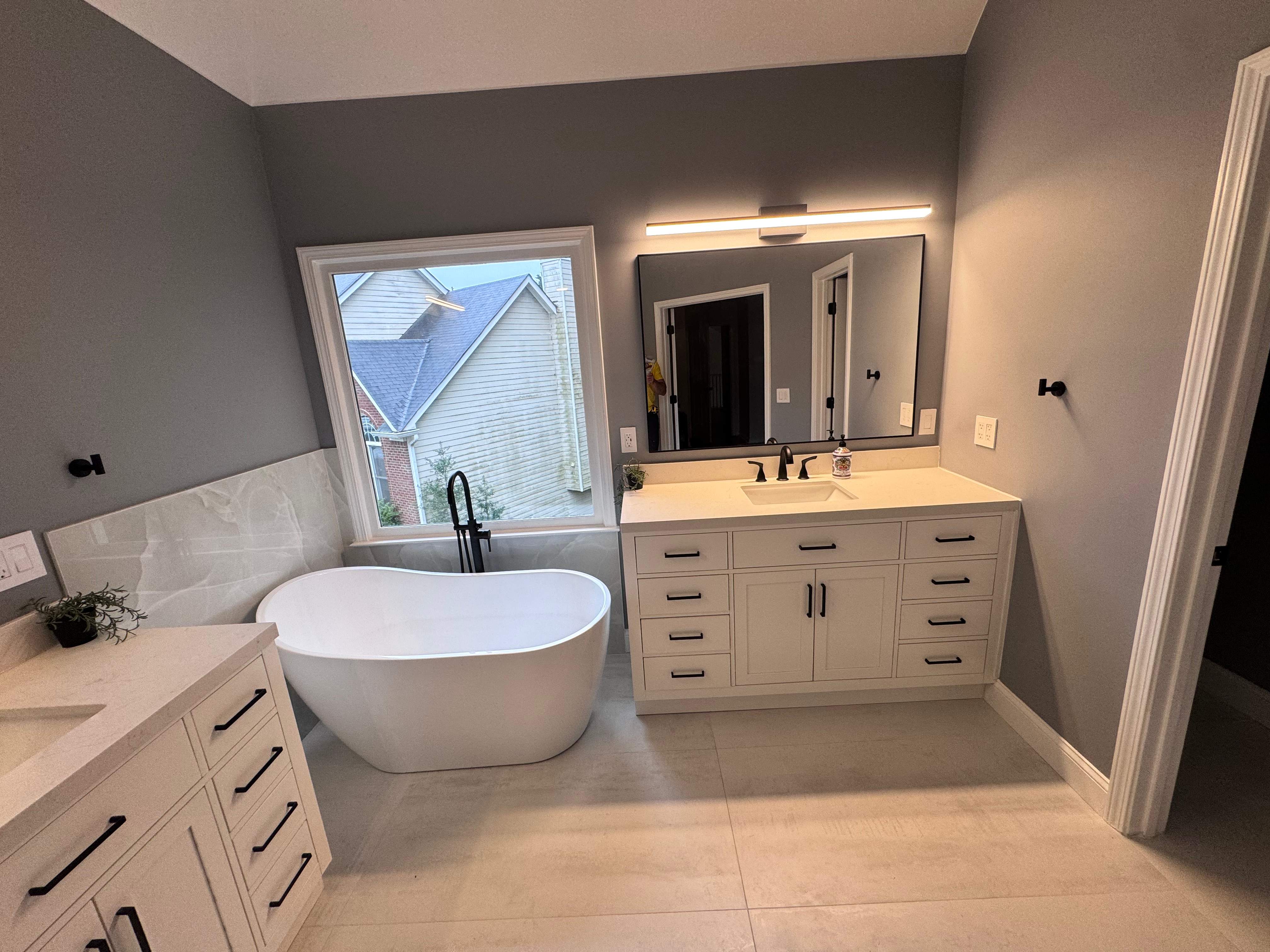 Master bathroom renovation by Prudencio