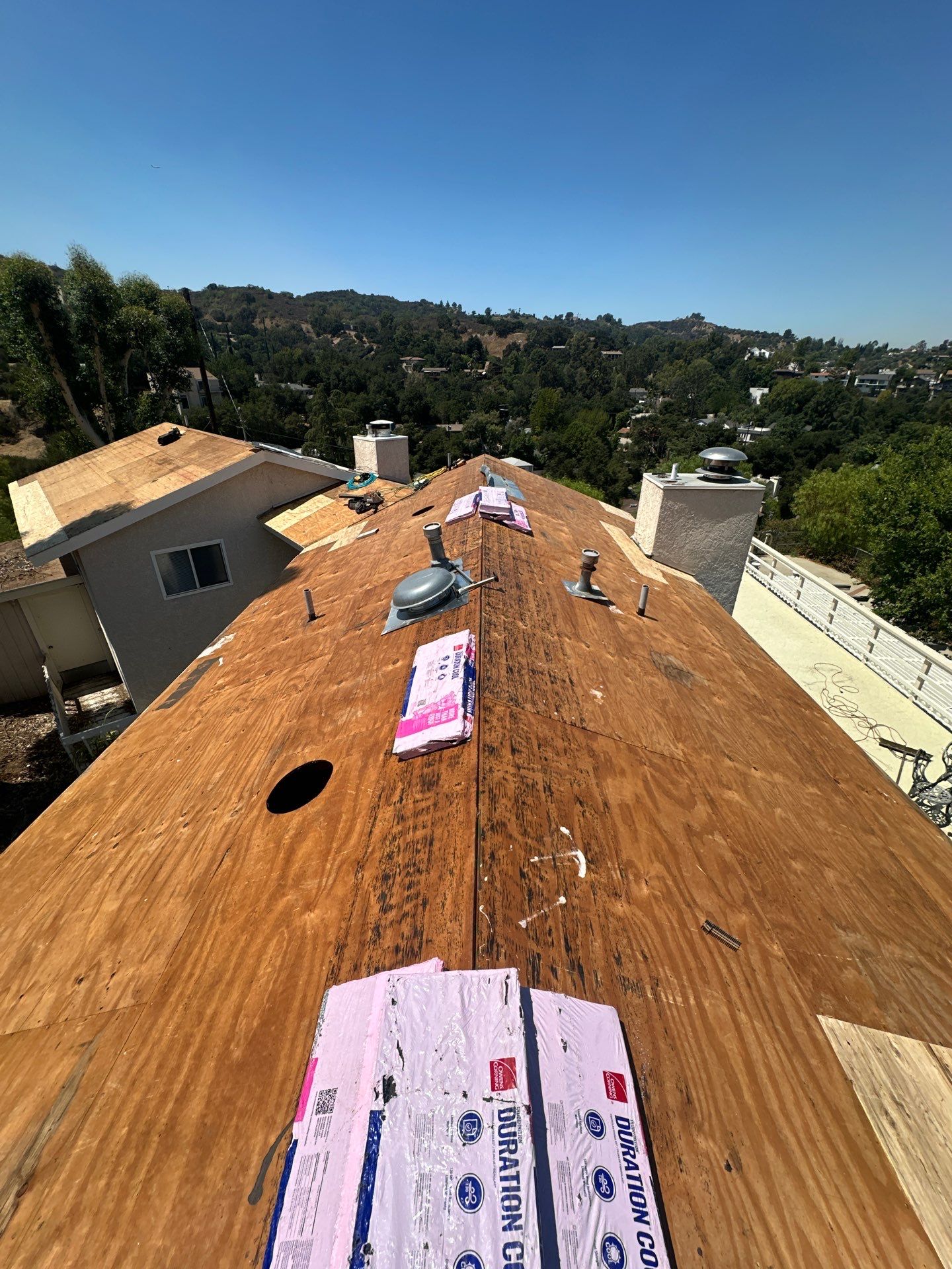 Roof Replacement - Los Angeles, CA 91364 by Epic Roof Replacement