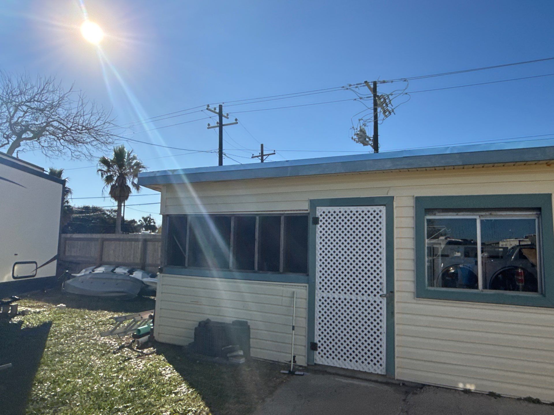 Mustang Island Flat Top by Bayfront Roofing and Construction