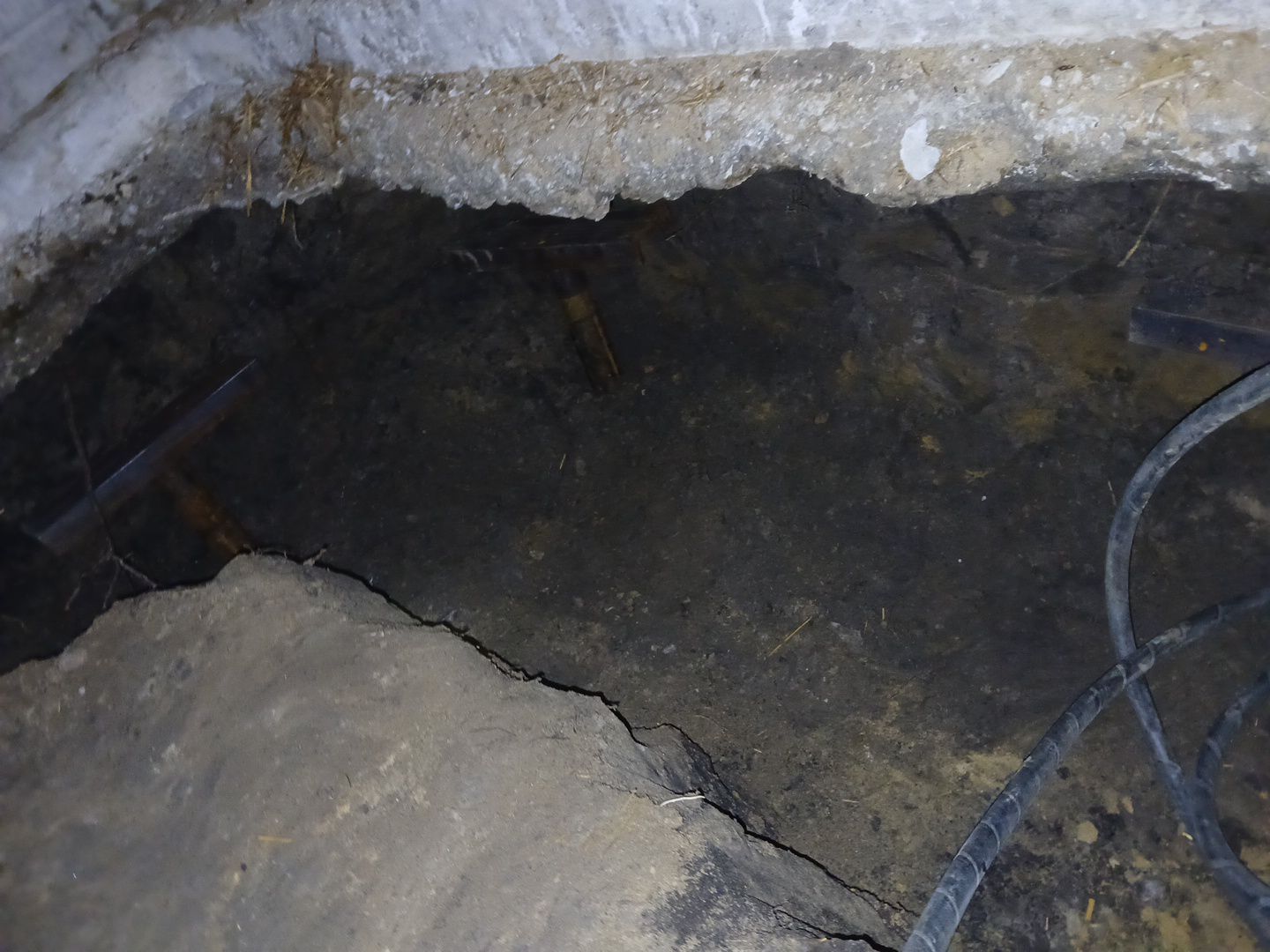 Crawls Repairs - Push Piers, Waterproofing, Insulation, Encapsulation, Brick Tuckpointing by Toledo Basement Repair