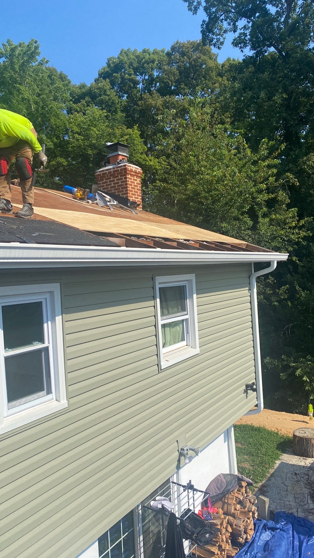 Woodbridge: Roof Replacement with CertainTeed Landmark Pro Designer Shingles in Max Def Colonial Slate by RM Banning, Inc.