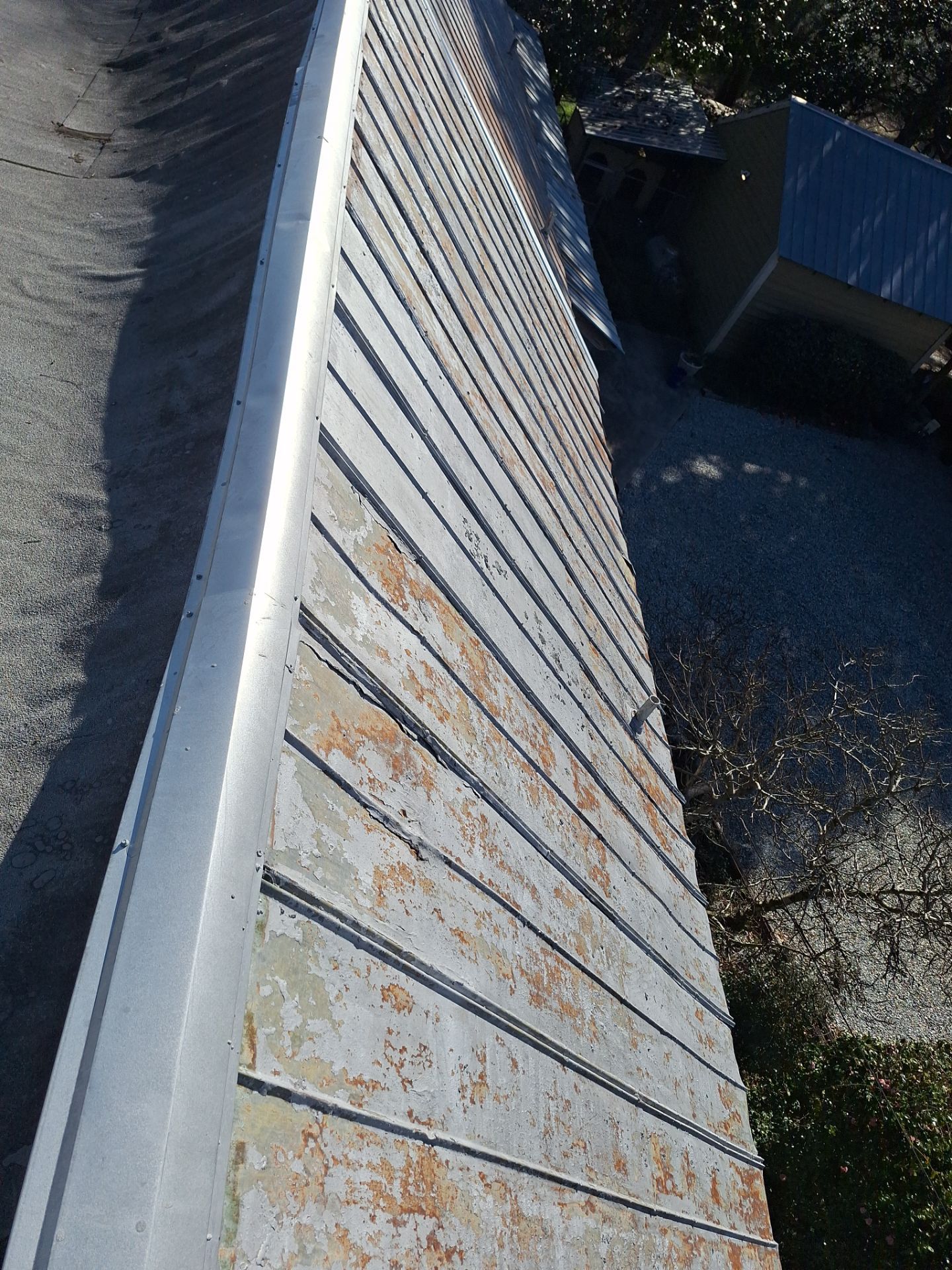 Residential Roofing Sealant  by iGreen Solutions