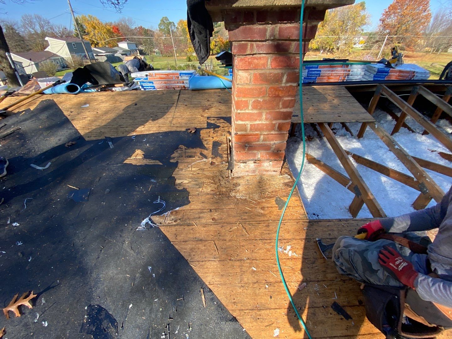 Roof Replacement using CertainTeed Landmark Pro by 180 Contractors