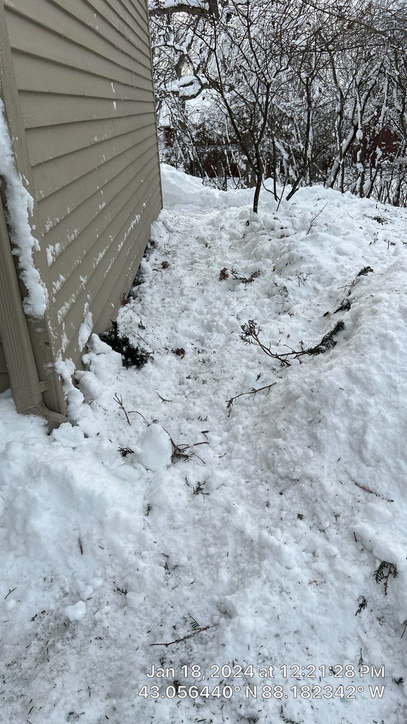 Roof Snow And Ice Dam Removal using Steamer by Stendahl Services