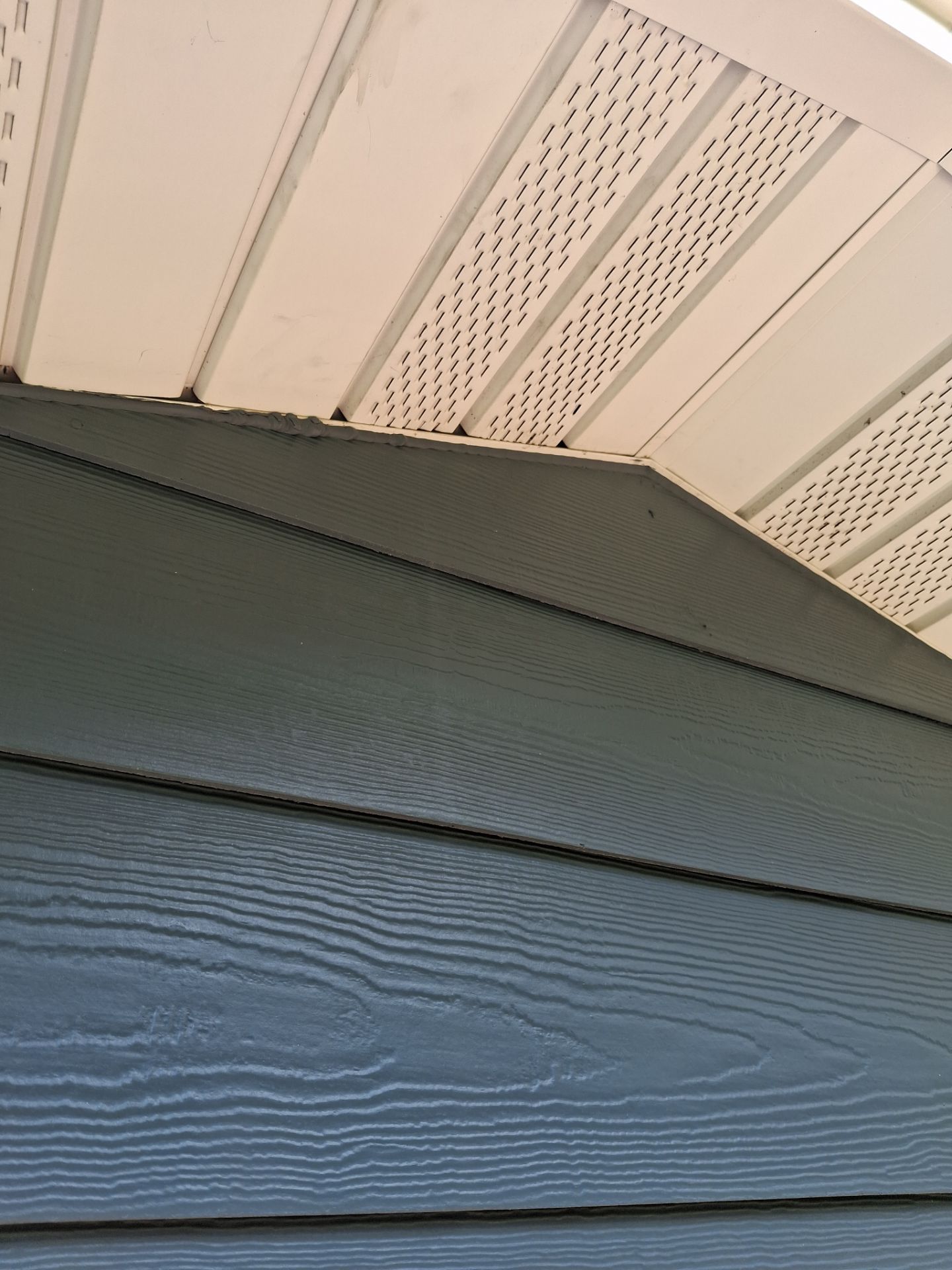 Wright at Home Roofing & Exteriors featured photo.