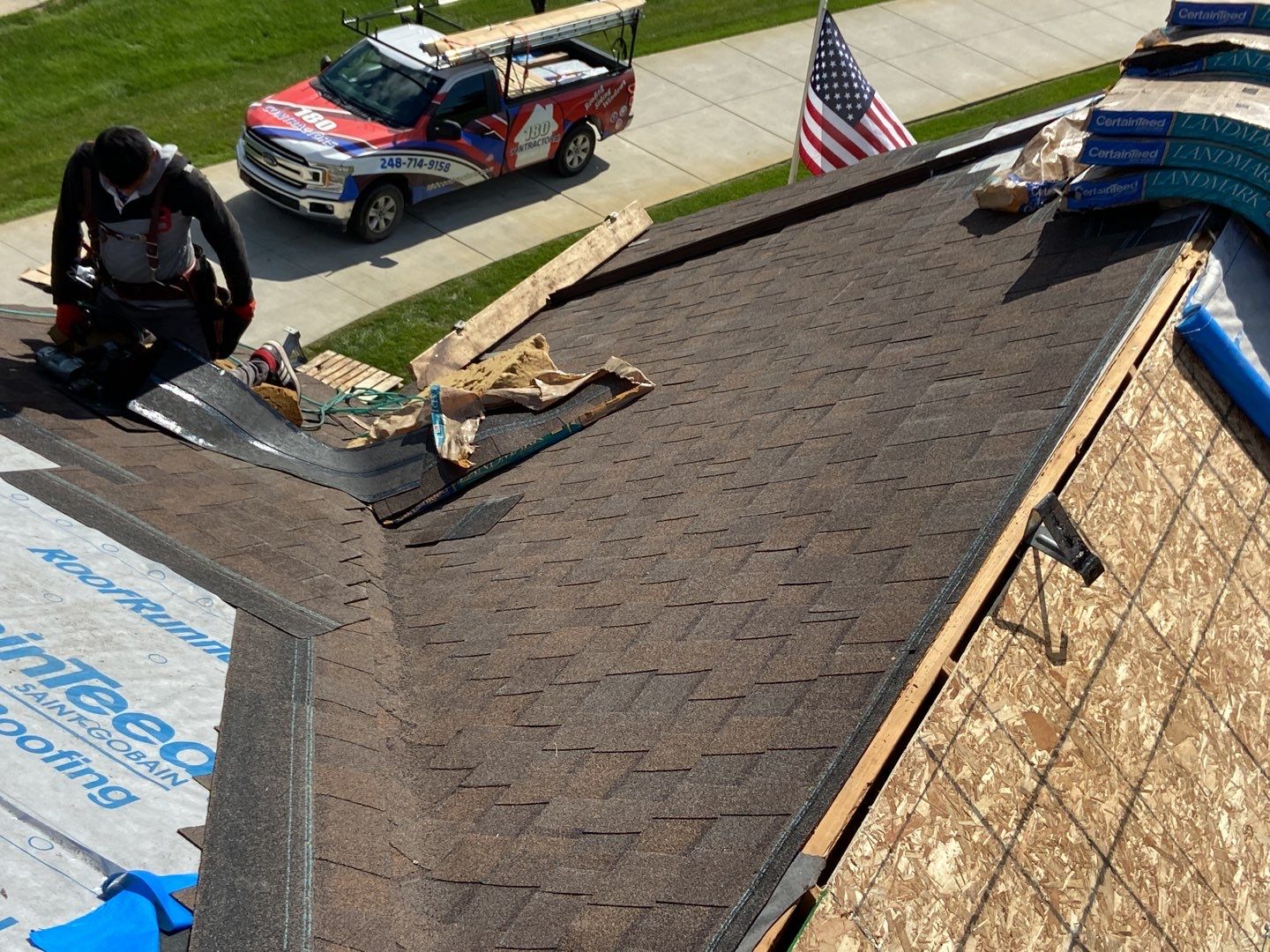 Roof Replacement using CertainTeed Landmark by 180 Contractors