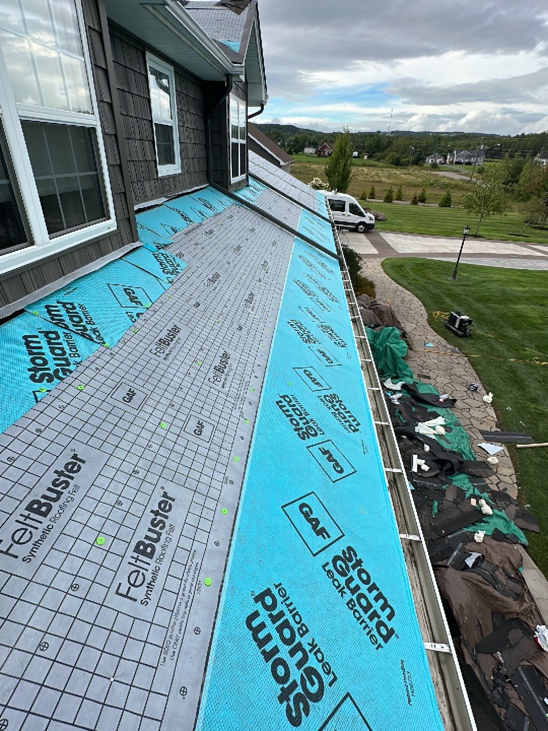 Residential Roofing Installation using Asphalt GAF HDZ by Artisan Roofing & Home Improvements Inc.