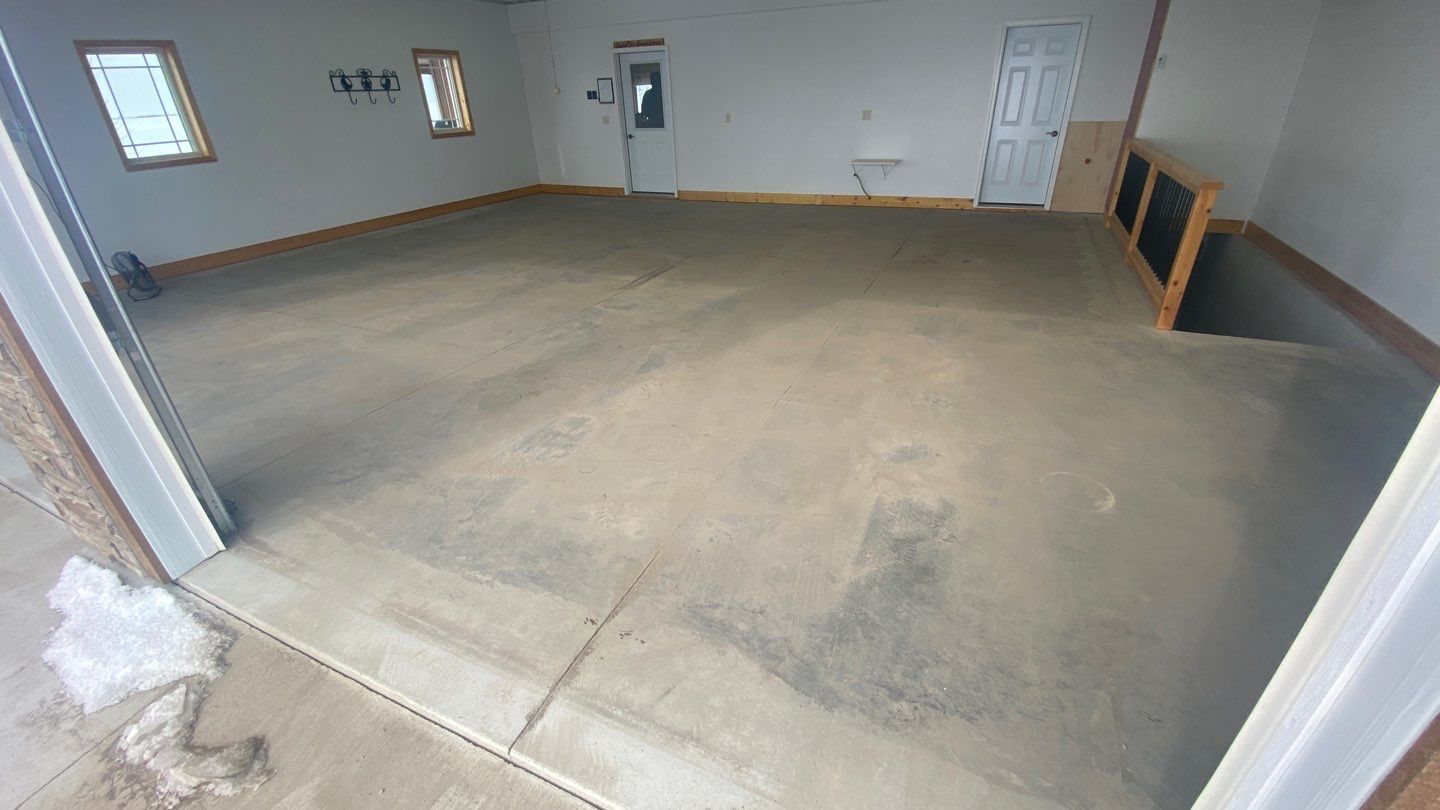 Garage using Domino  by Select Painting, Coatings & Garage Cabinets