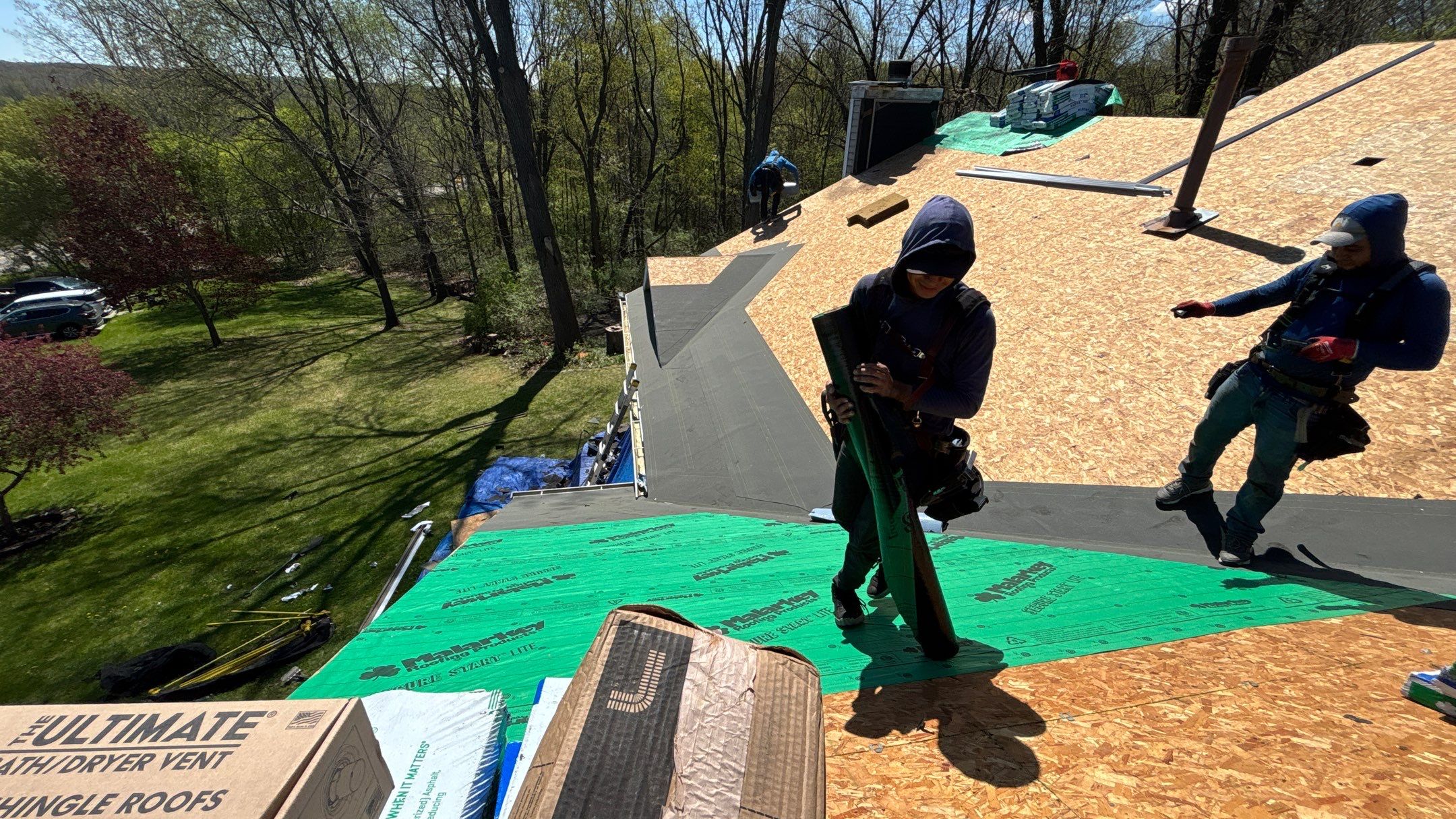 Roof Replacement using Malarkey Vista Brilliant Black by 180 Contractors